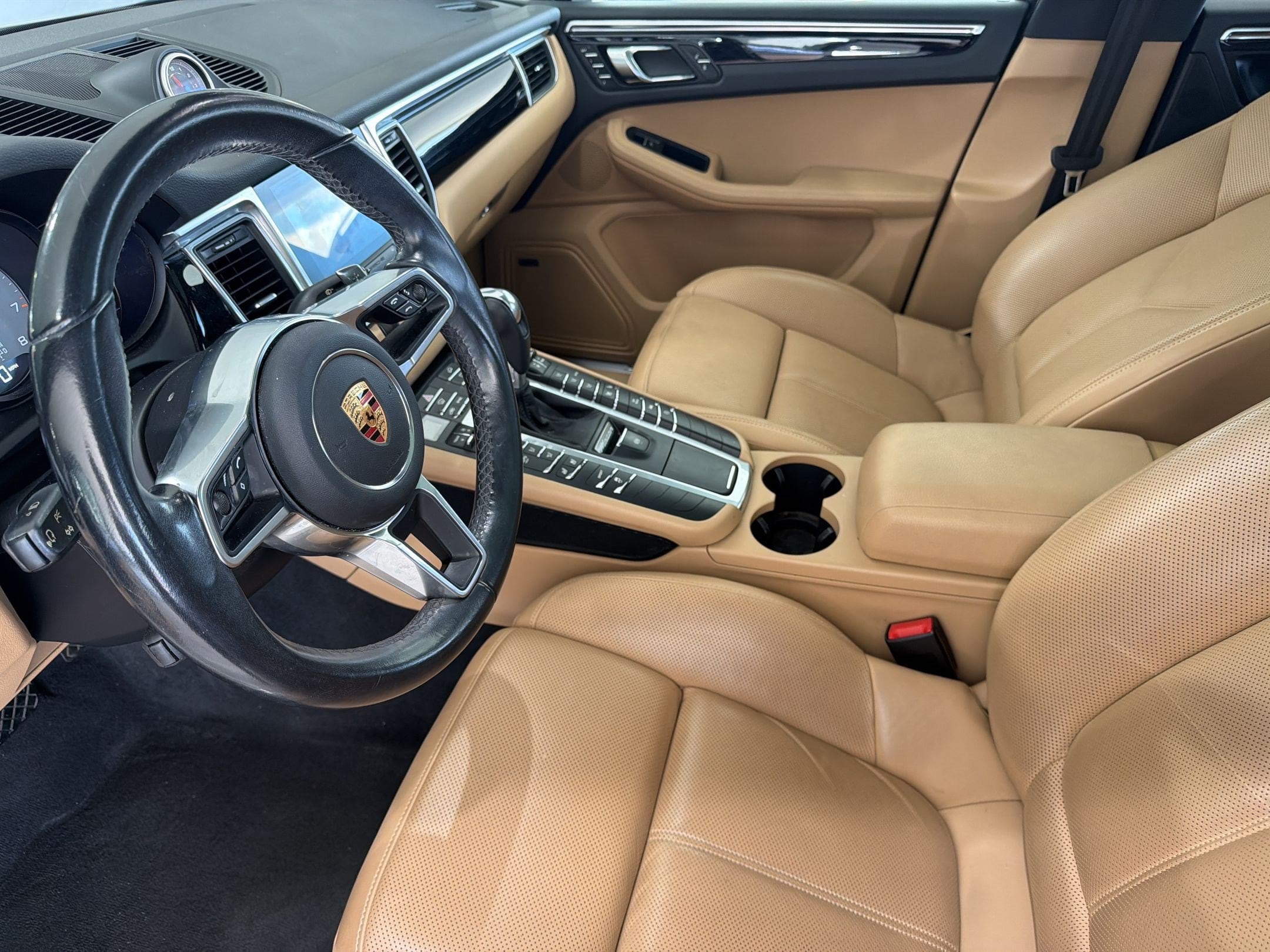 Macan S SUV