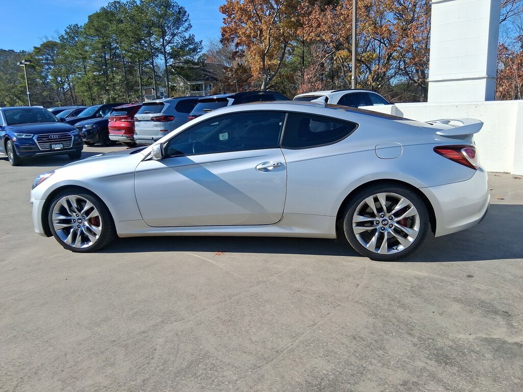 Used 2014 Hyundai Genesis Coupe 3.8 Ultimate V6 3.8L Auto Ultimate