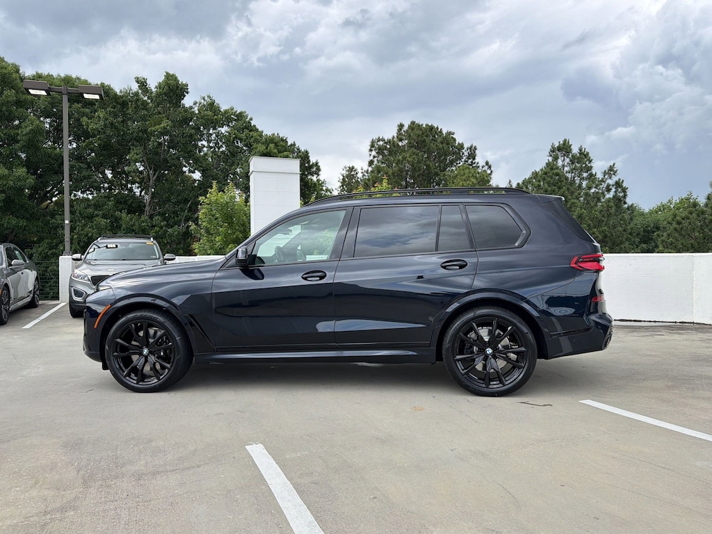 New 2027 BMW X7 xDrive40i SUV