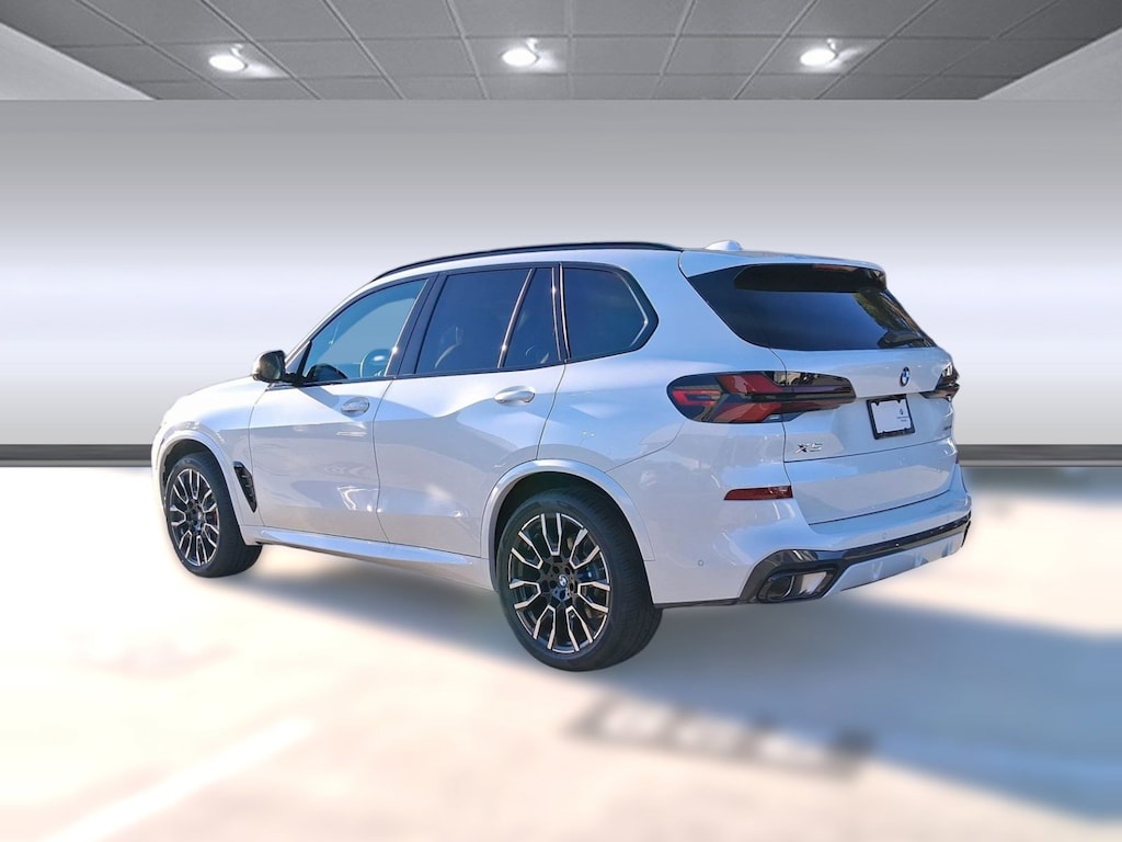 New 2026 BMW X5 sDrive40i SUV