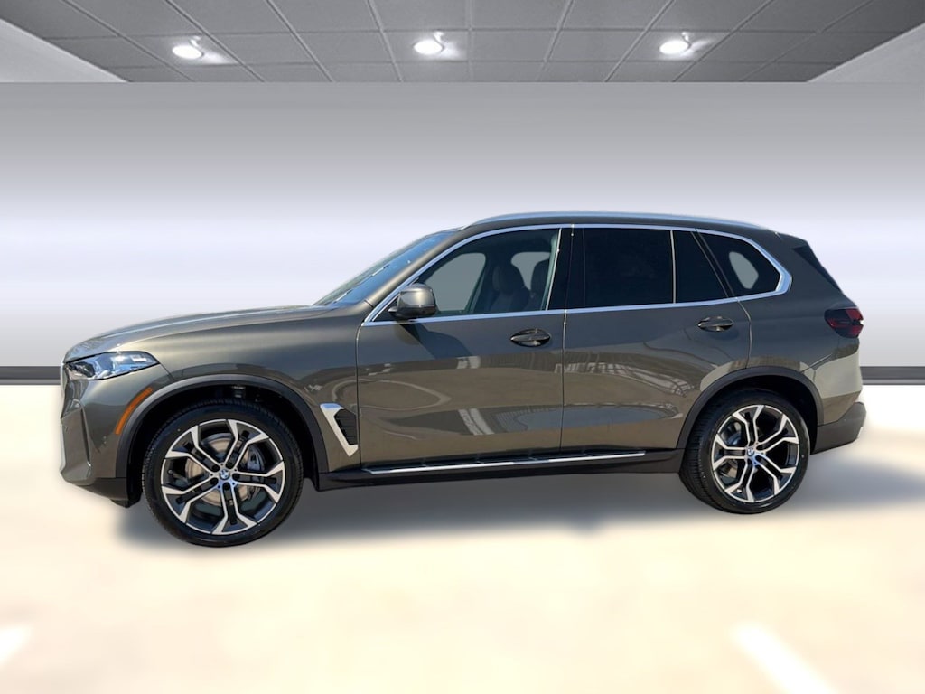 New 2026 BMW X5 sDrive40i SUV
