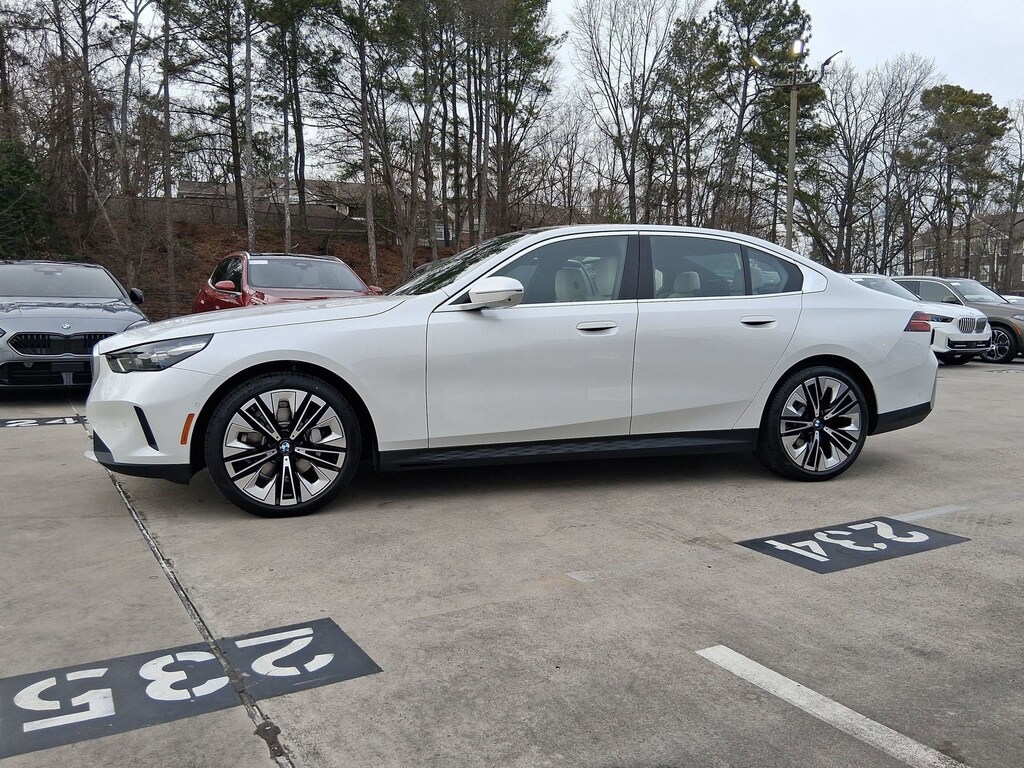 Used 2026 BMW 530i Sedan