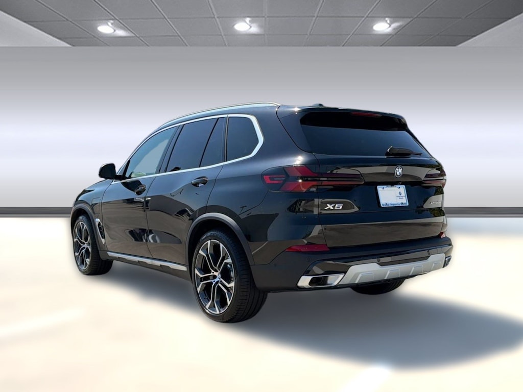 New 2026 BMW X5 PHEV xDrive50e SUV