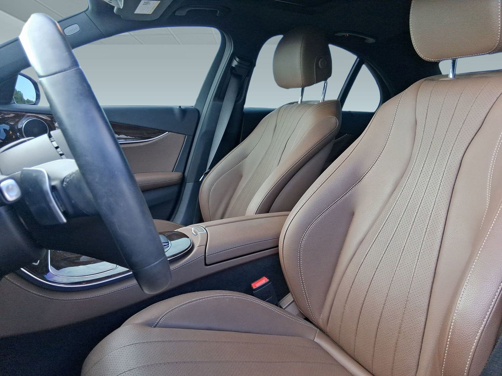 2022 Mercedes Benz E 350 Sedan photo 4