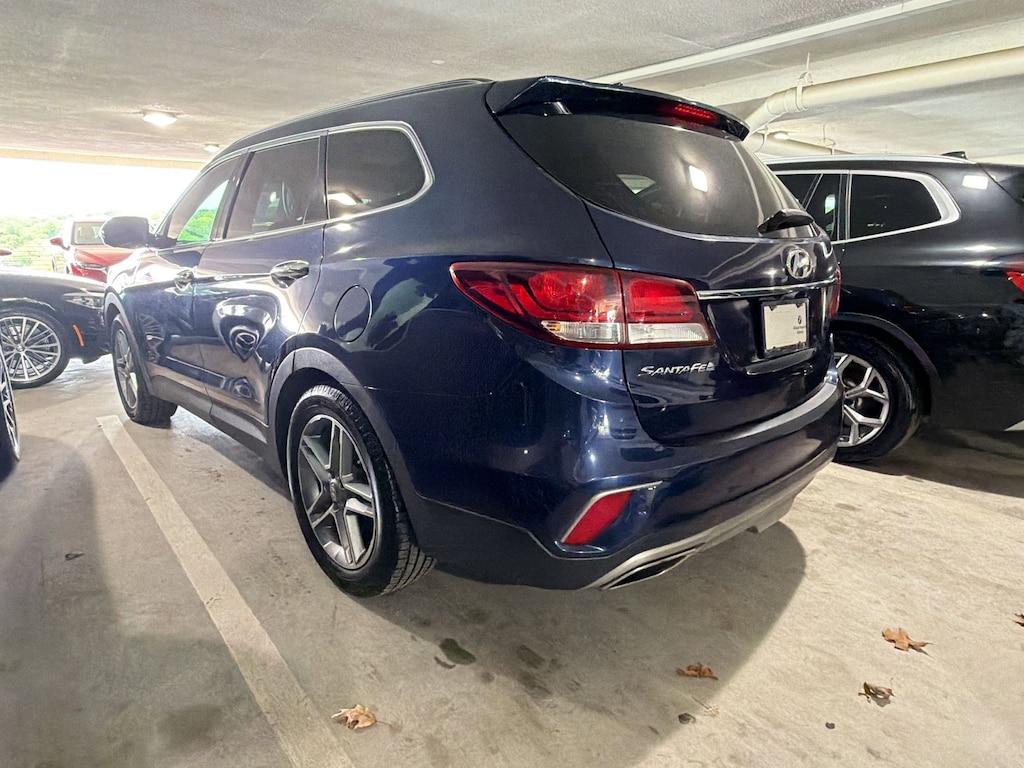 Used 2017 Hyundai Santa Fe SE Ultimate SUV