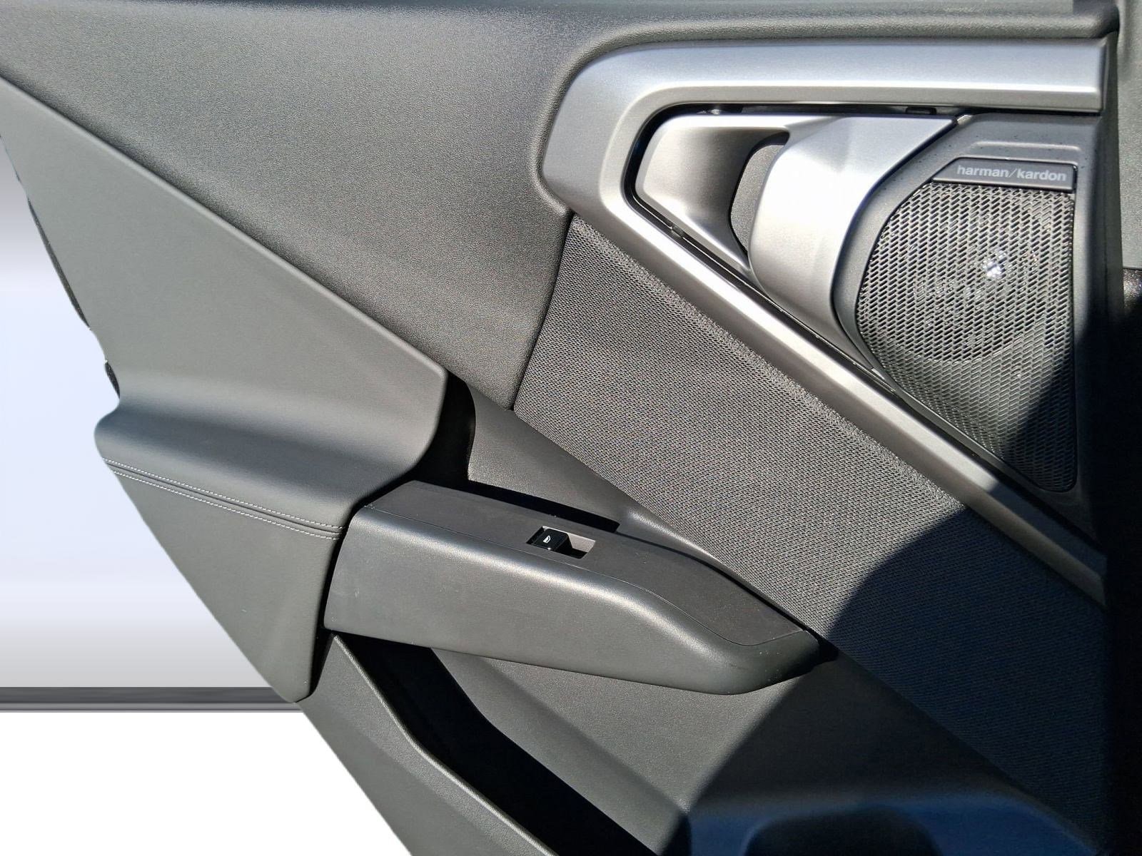 2026 BMW X3 30 - Photo 26