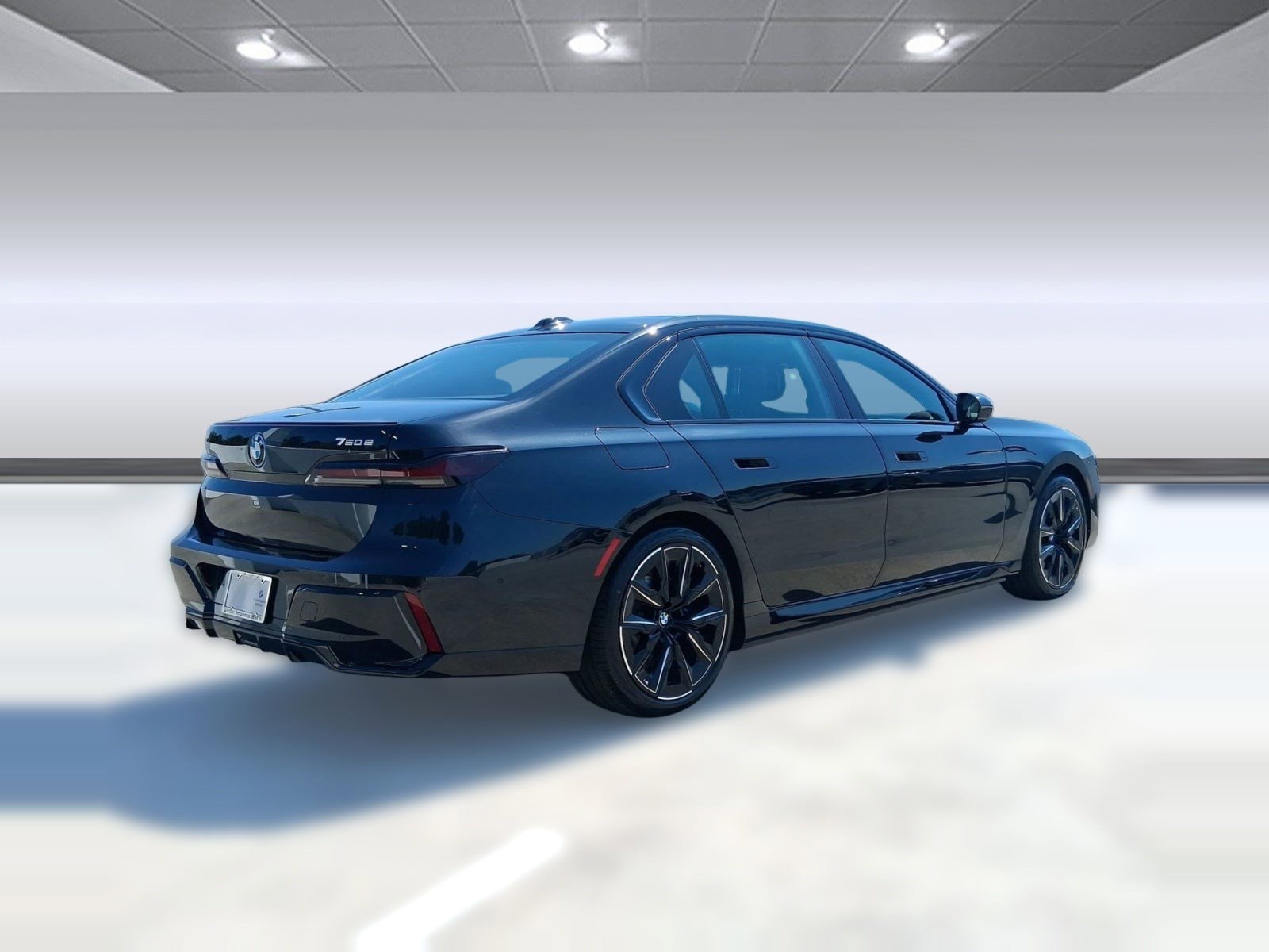 2026 BMW 7 Series 750e - Photo 8
