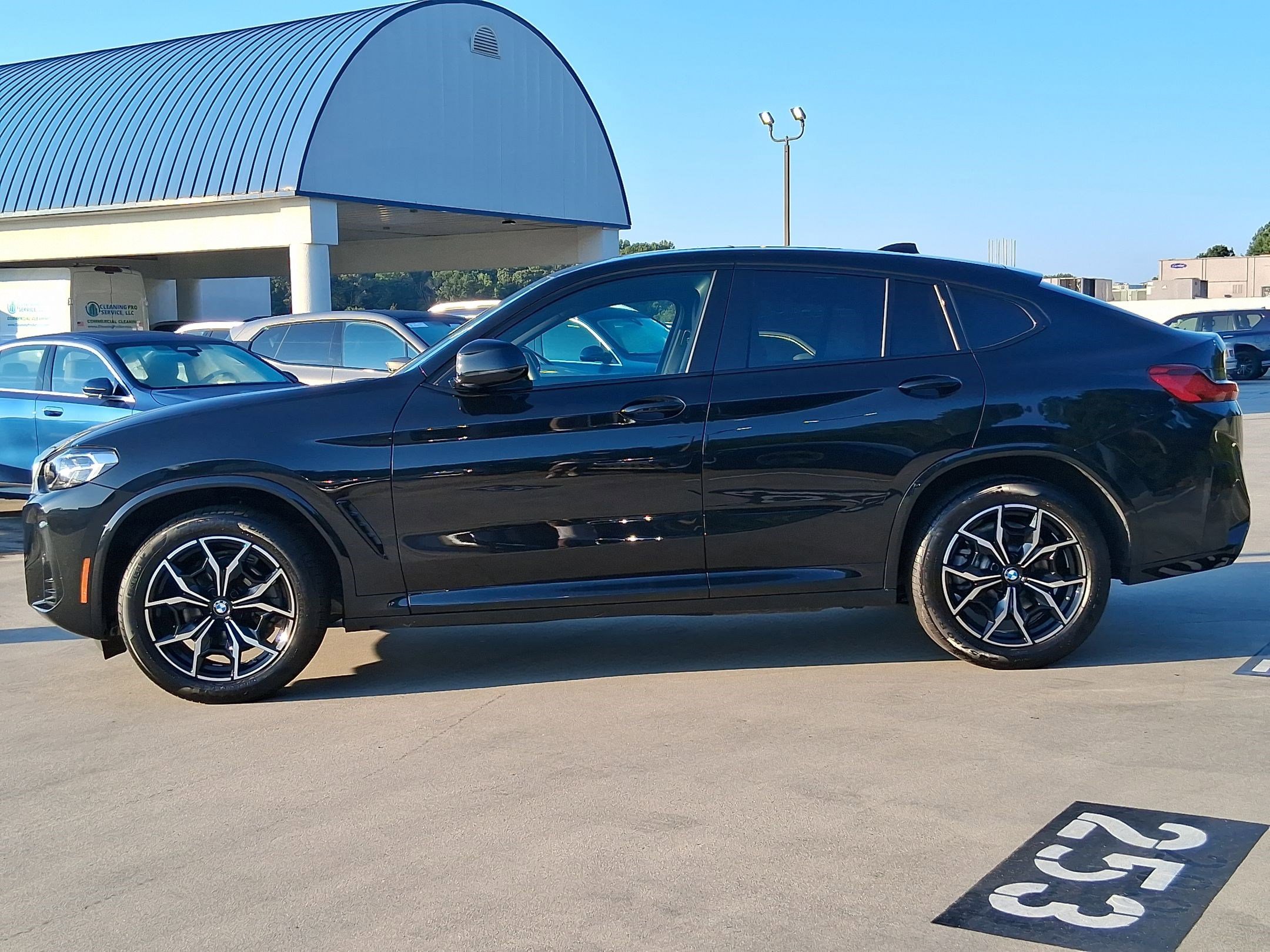 2025 Bmw X4 xDrive30i photo 2