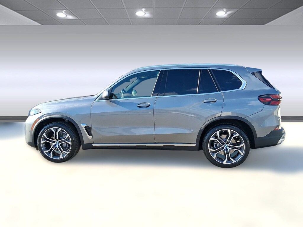 New 2026 BMW X5 xDrive40i SUV
