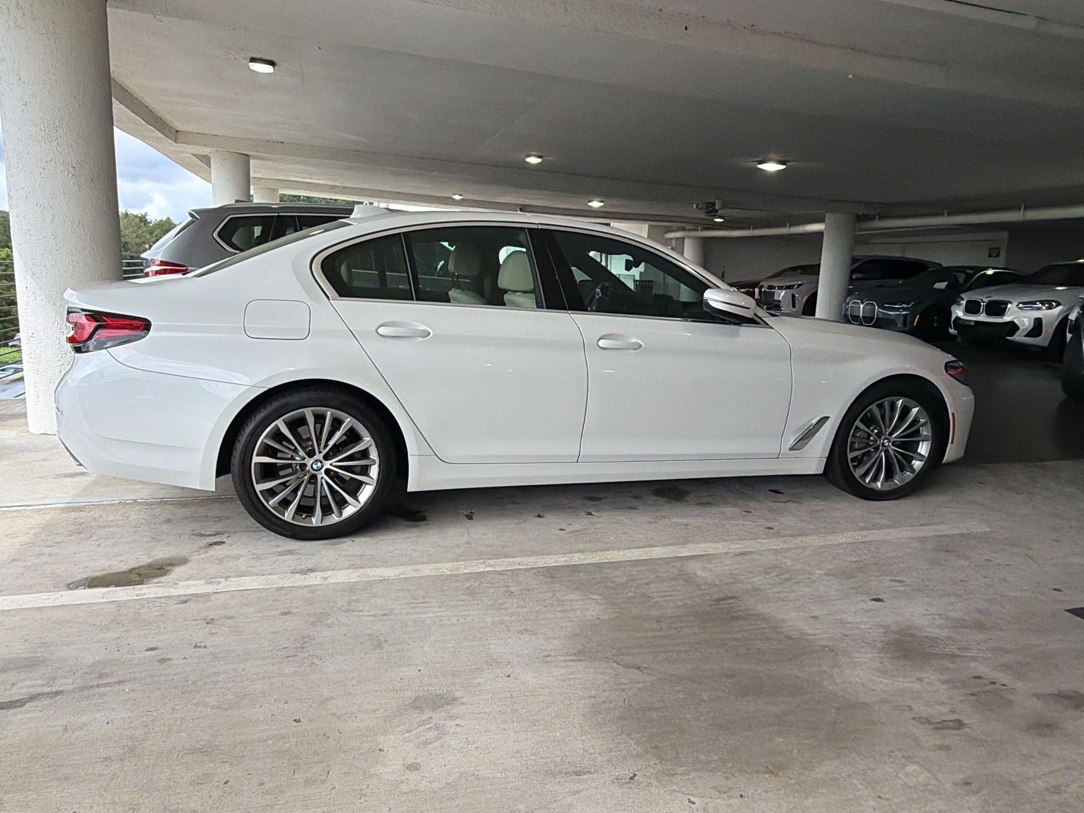 530i Sedan