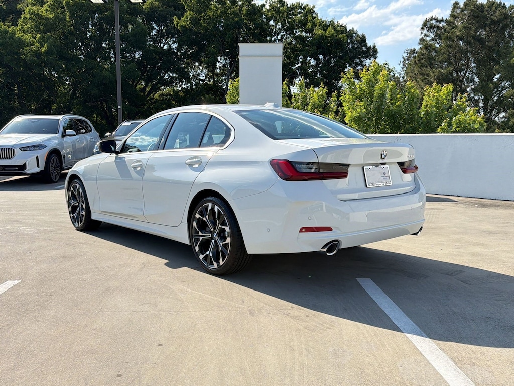 New 2026 BMW 330i Sedan