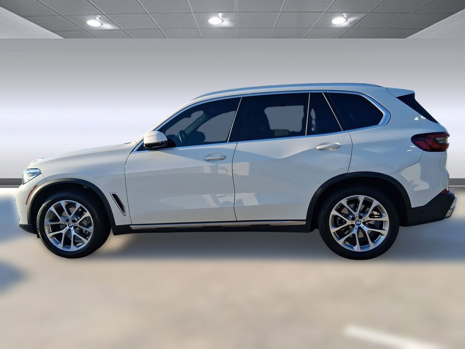 2023 Bmw X5 sDrive40i photo 2