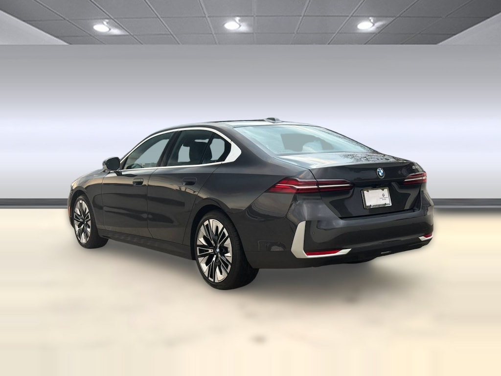 Used 2026 BMW 530i Sedan