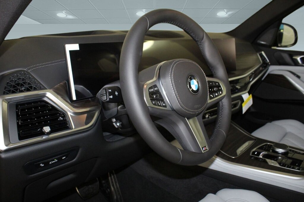 New 2026 BMW X5 xDrive40i SUV