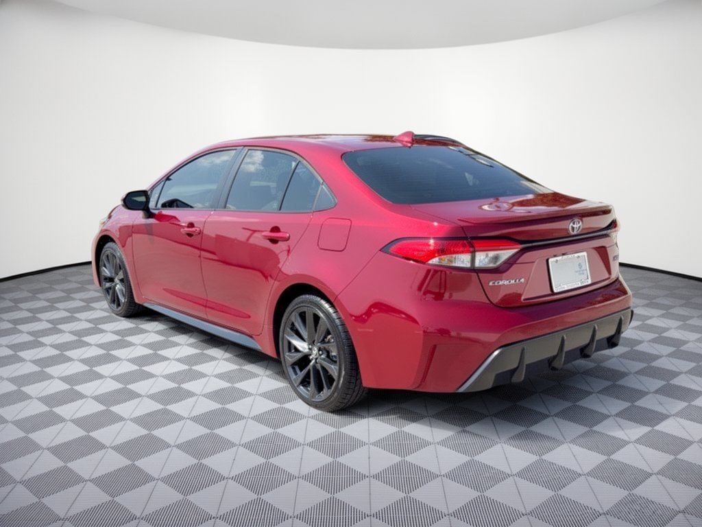 Used 2024 Toyota Corolla SE Sedan