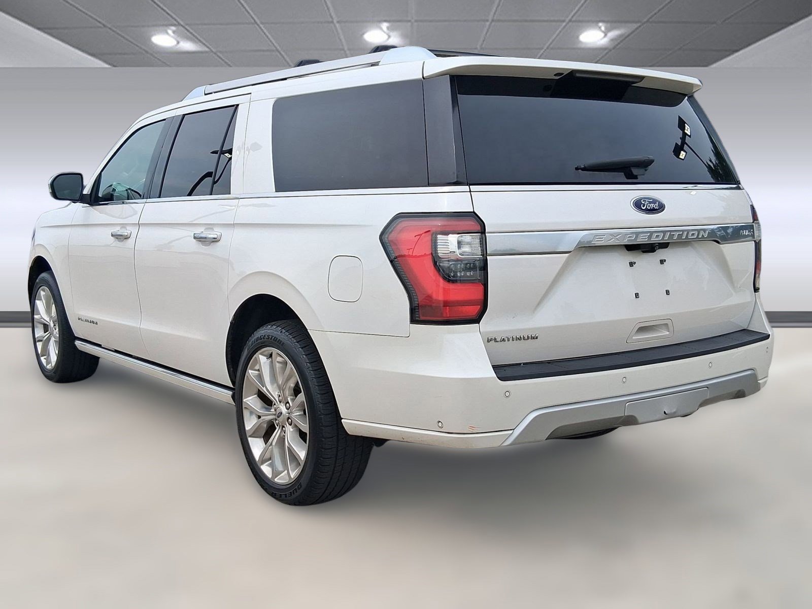 2019 Ford Expedition MAX Platinum photo 3