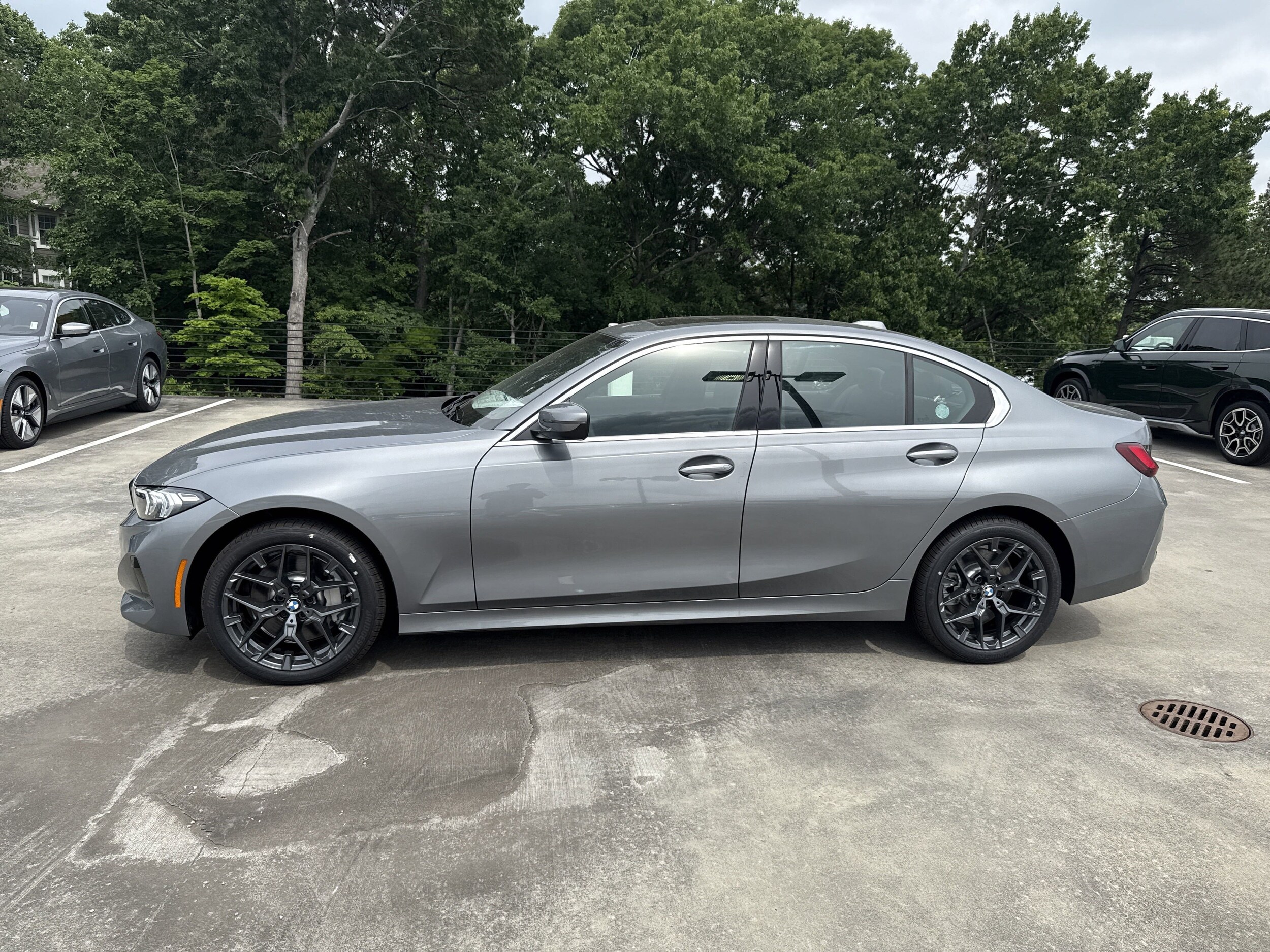 2025 Bmw 330i xDrive Sedan photo 4