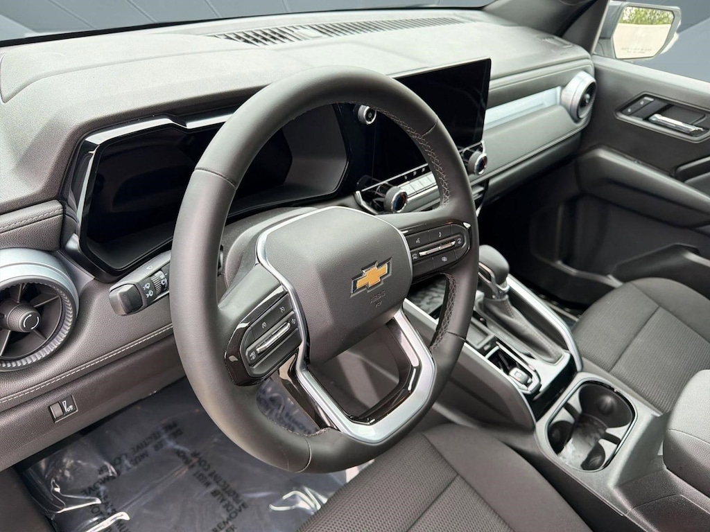 Used 2026 Chevrolet Colorado LT Truck Crew Cab