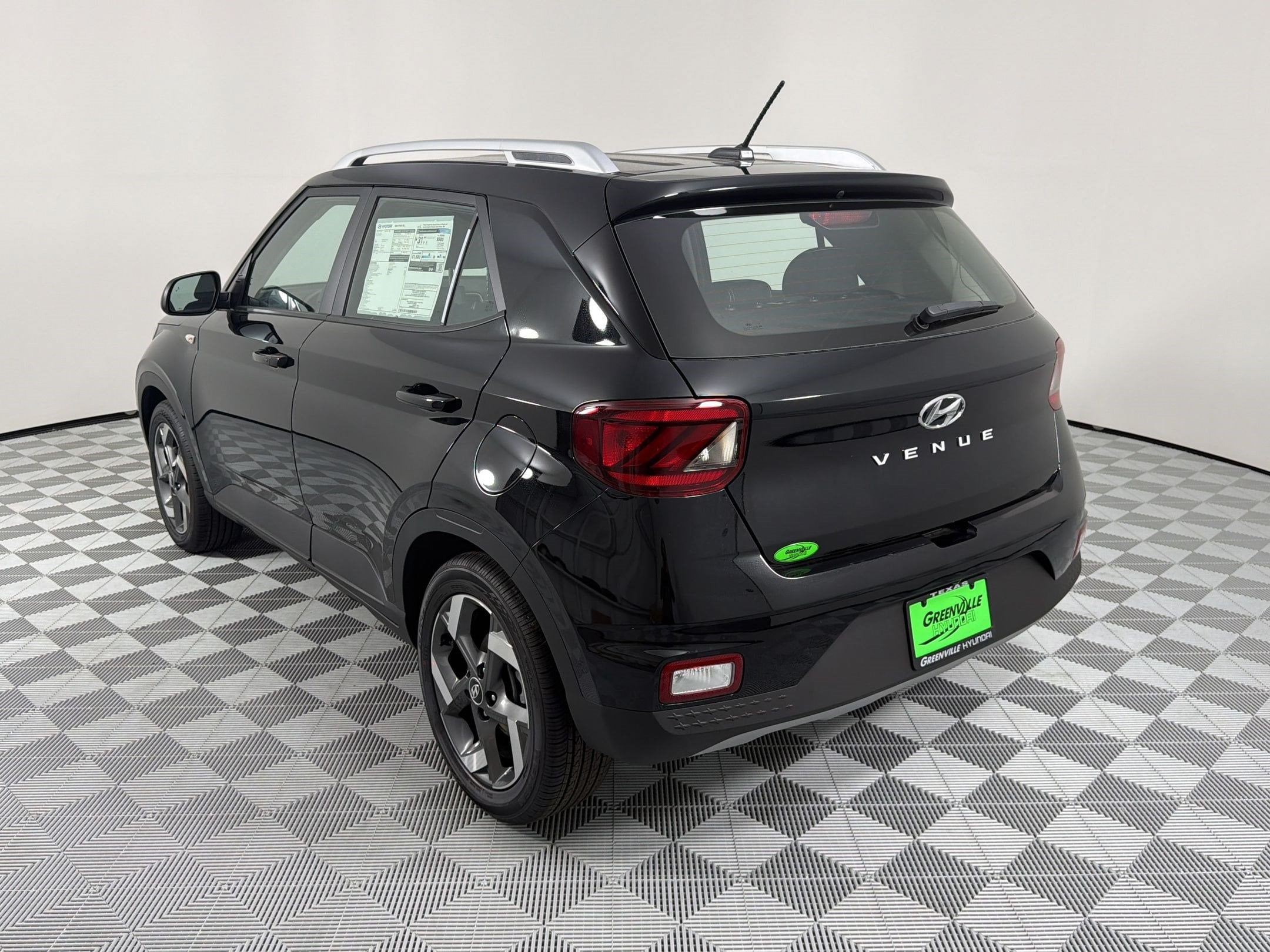 2026 Hyundai Venue SEL SEL FWD