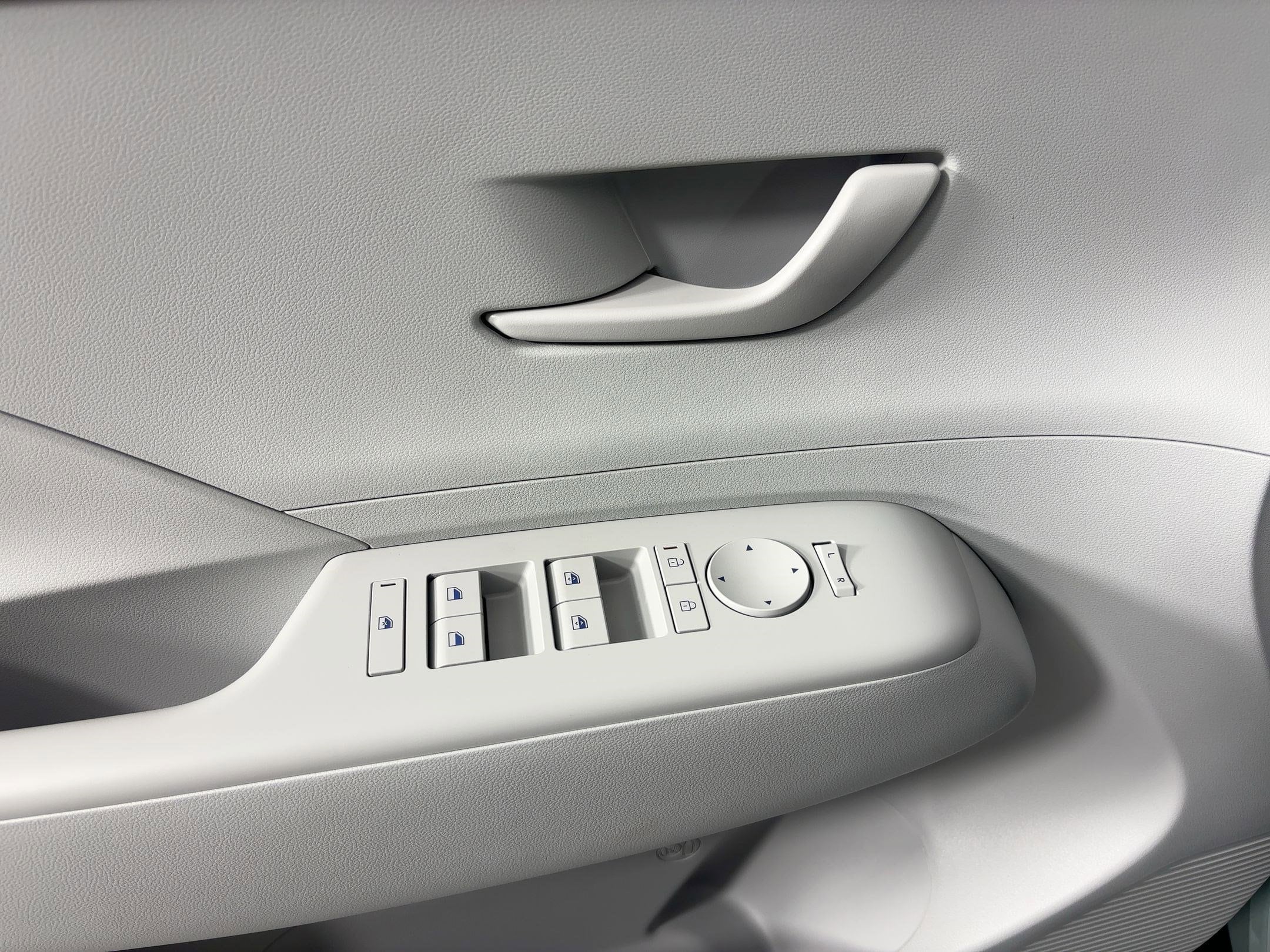 2026 Hyundai Kona SEL Sport - Photo 13