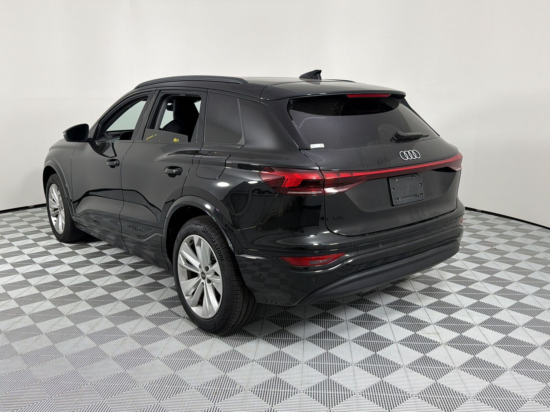 Q6 E-tron Premium Plus Premium Plus RWD