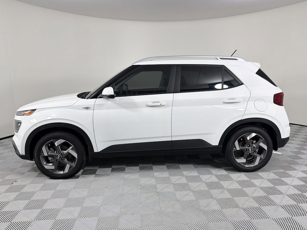 New 2026 Hyundai Venue SEL SEL FWD