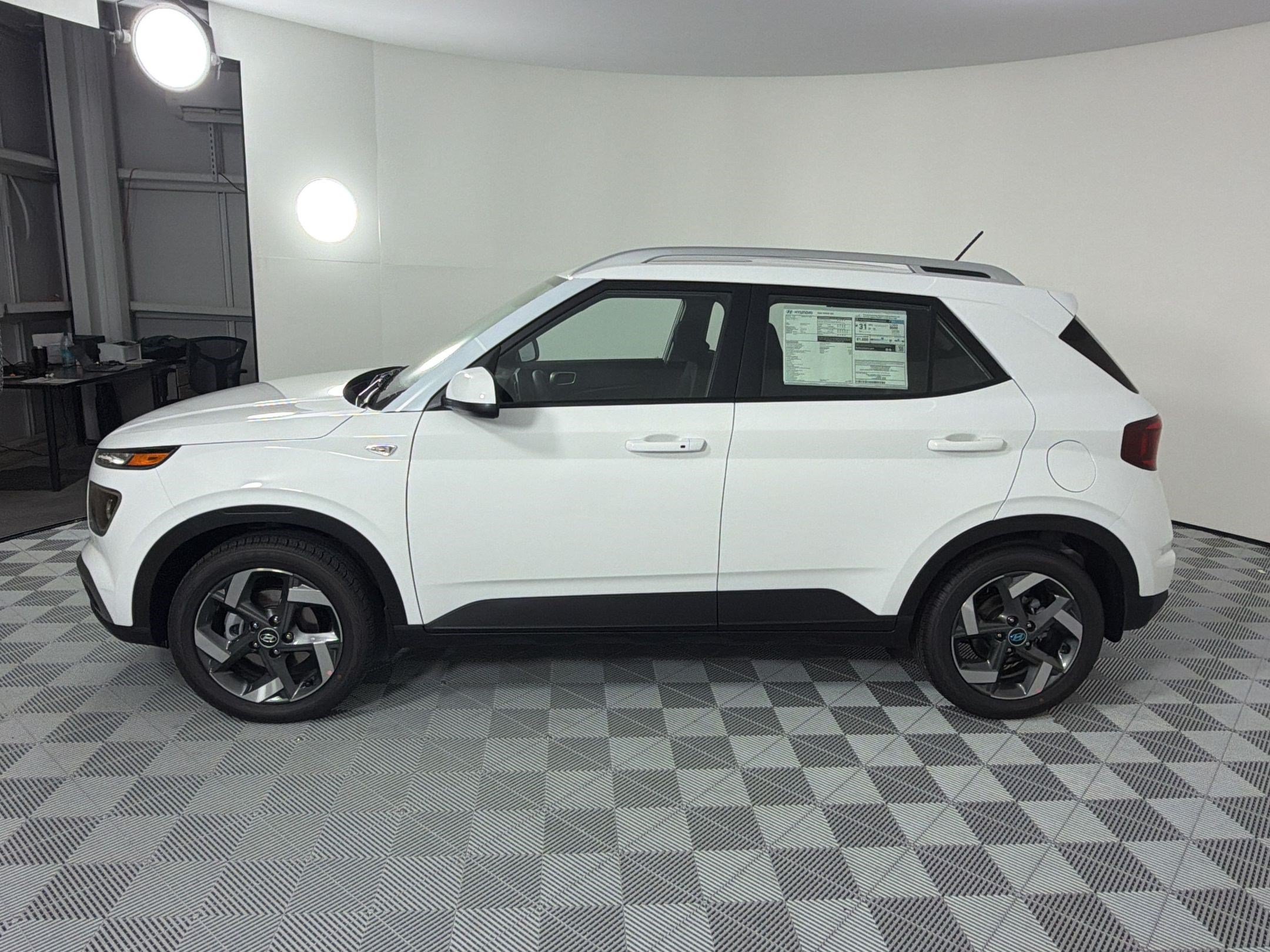 2026 Hyundai Venue SEL SEL FWD