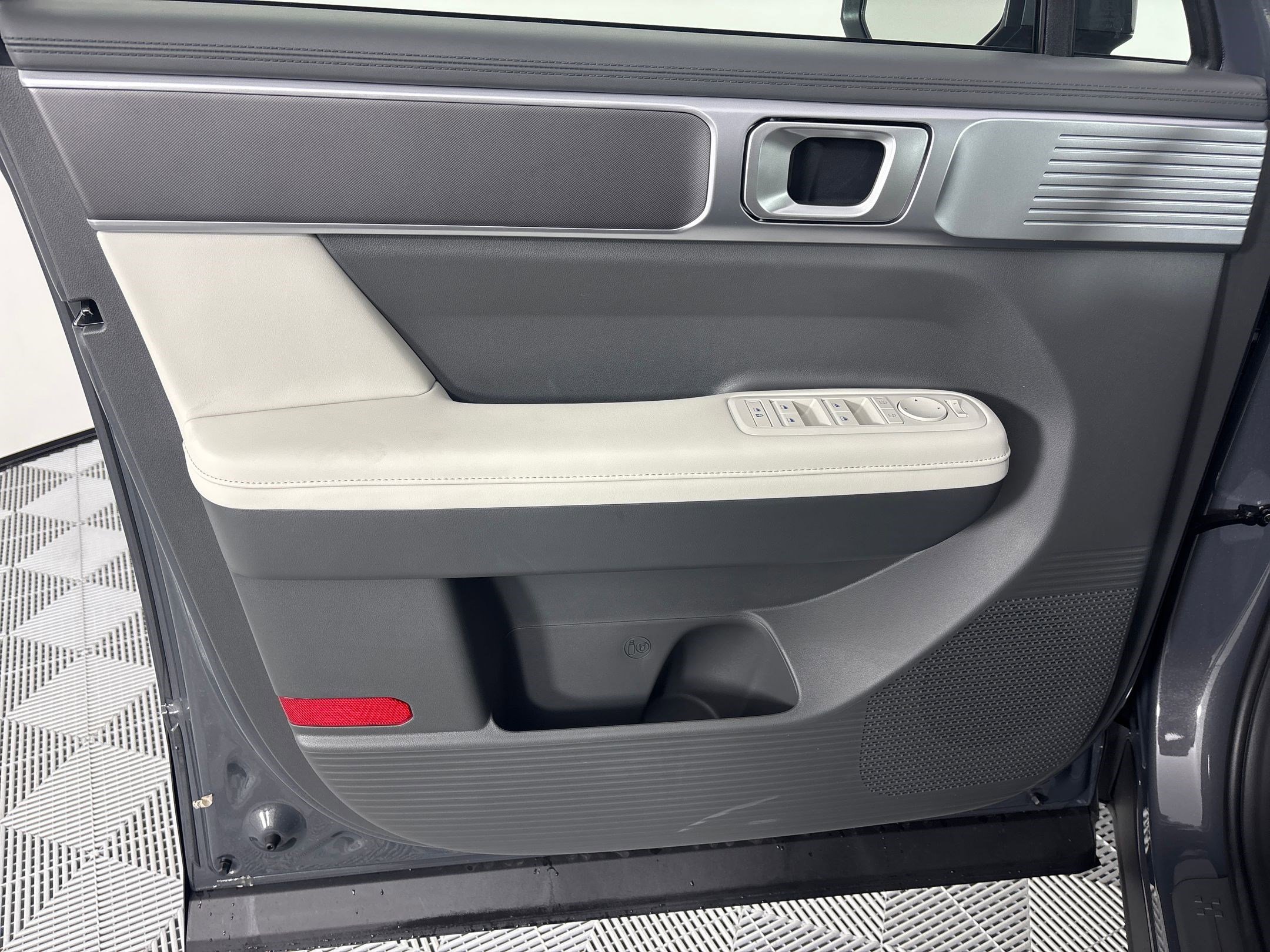2026 Hyundai Santa Fe SEL - Photo 12