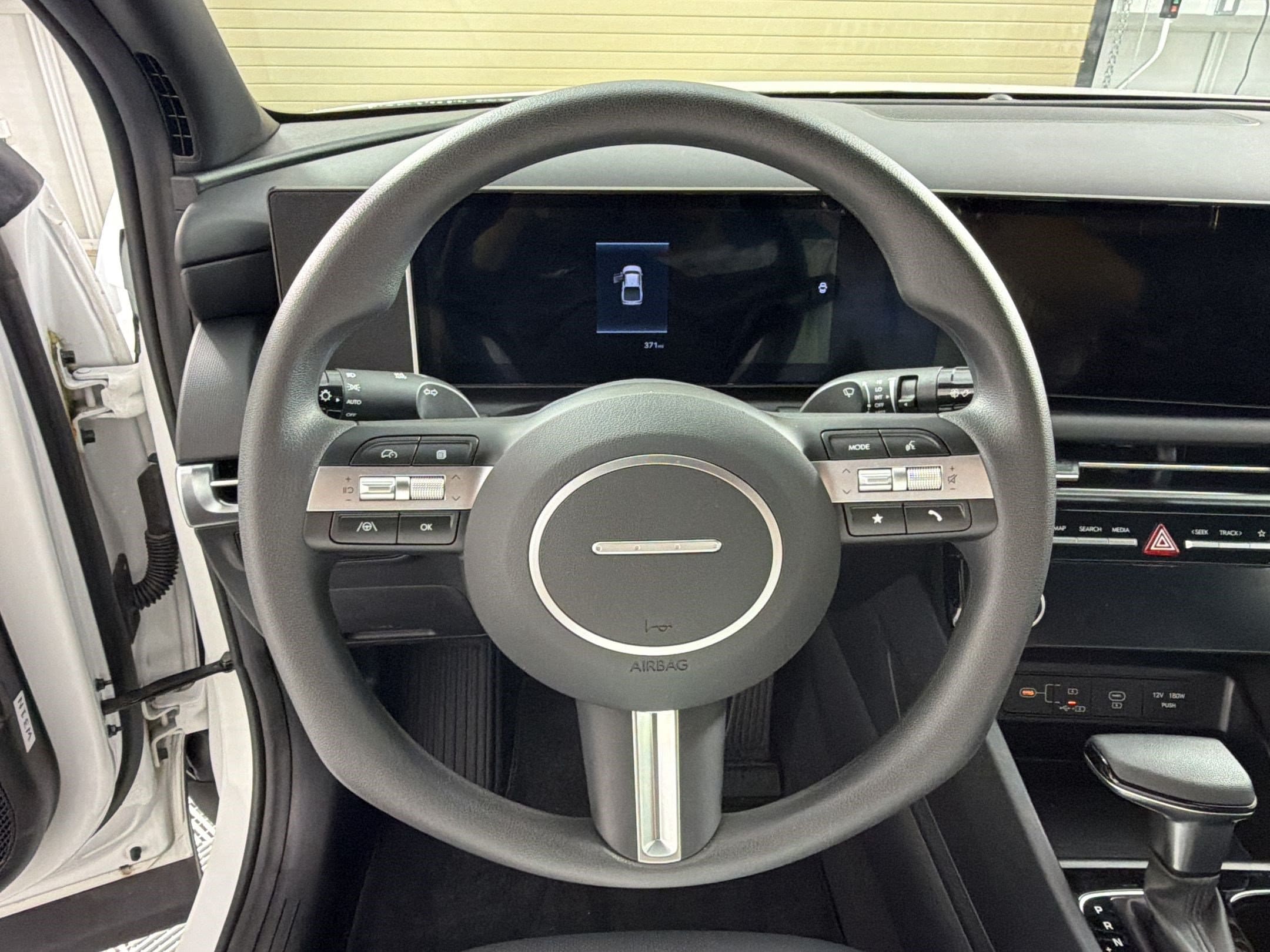 2026 Hyundai Santa Cruz SEL - Photo 17