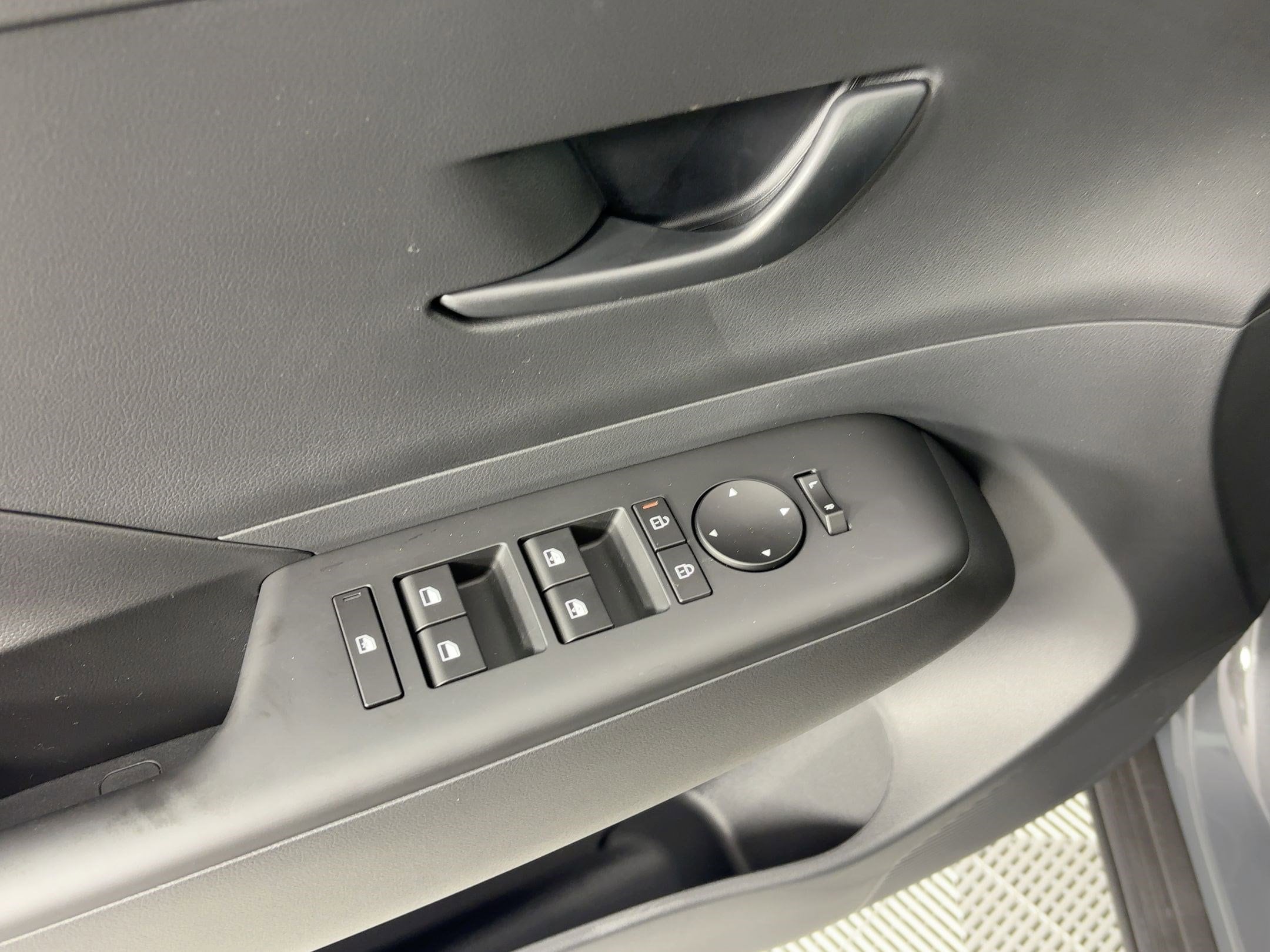 2026 Hyundai Kona SEL Sport - Photo 13