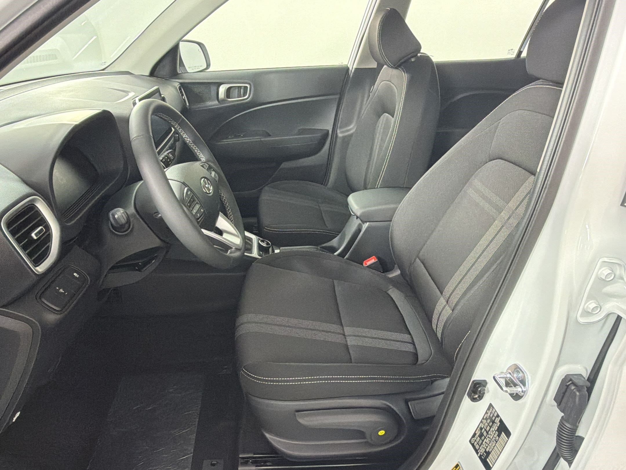 2026 Hyundai Venue SEL SEL FWD