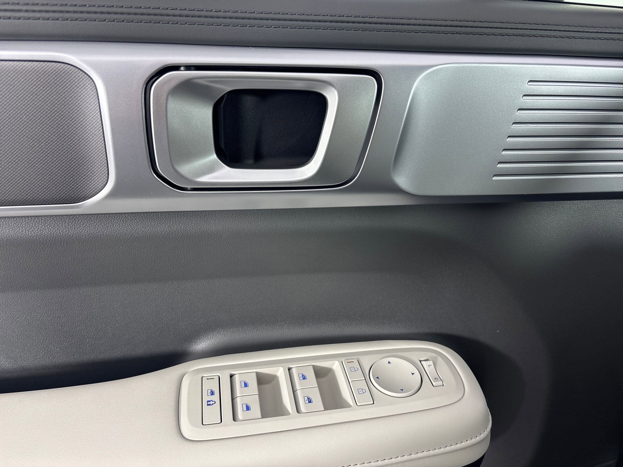 2026 Hyundai Santa Fe SEL - Photo 24