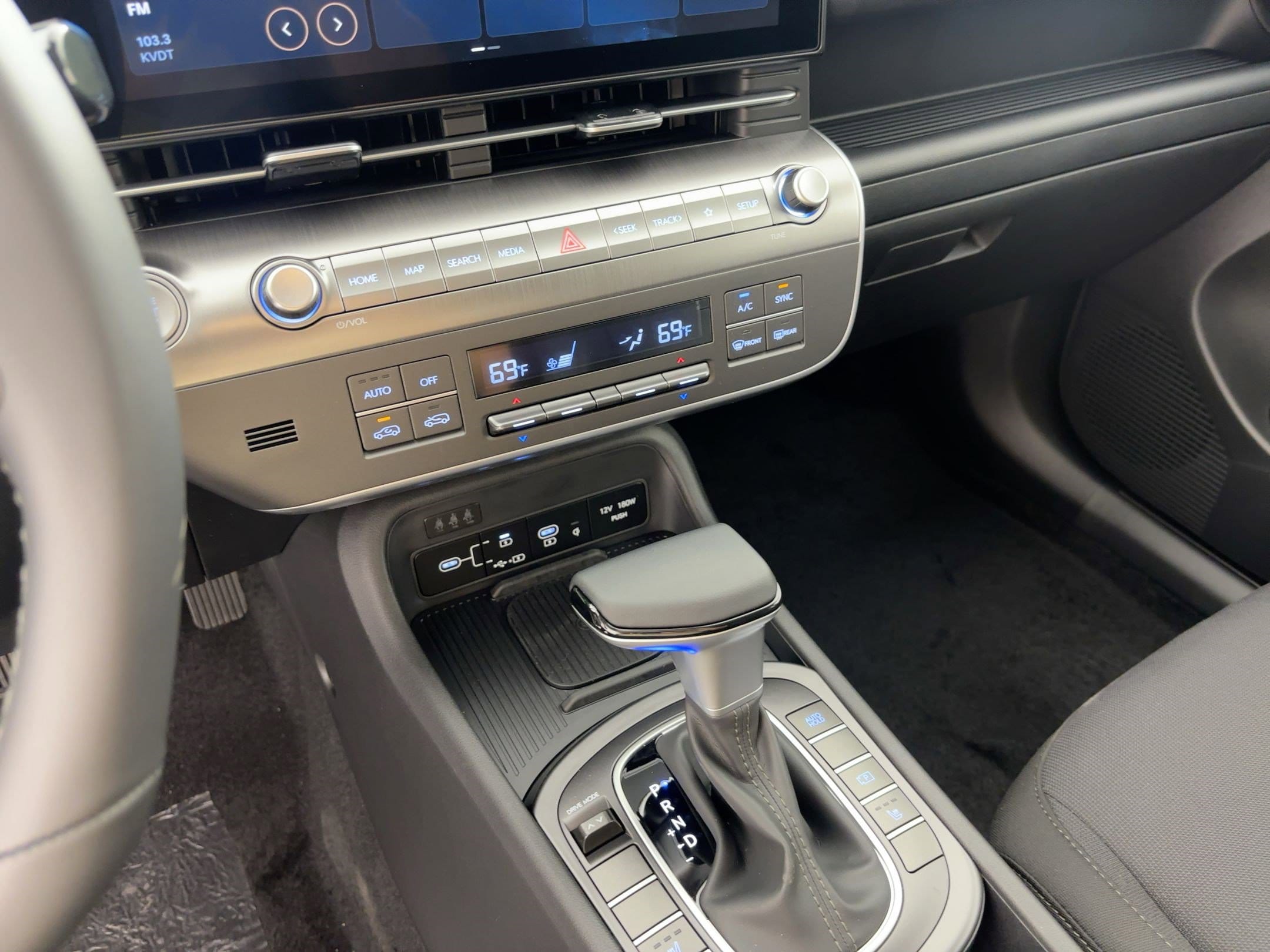 2026 Hyundai Kona SEL Sport - Photo 18