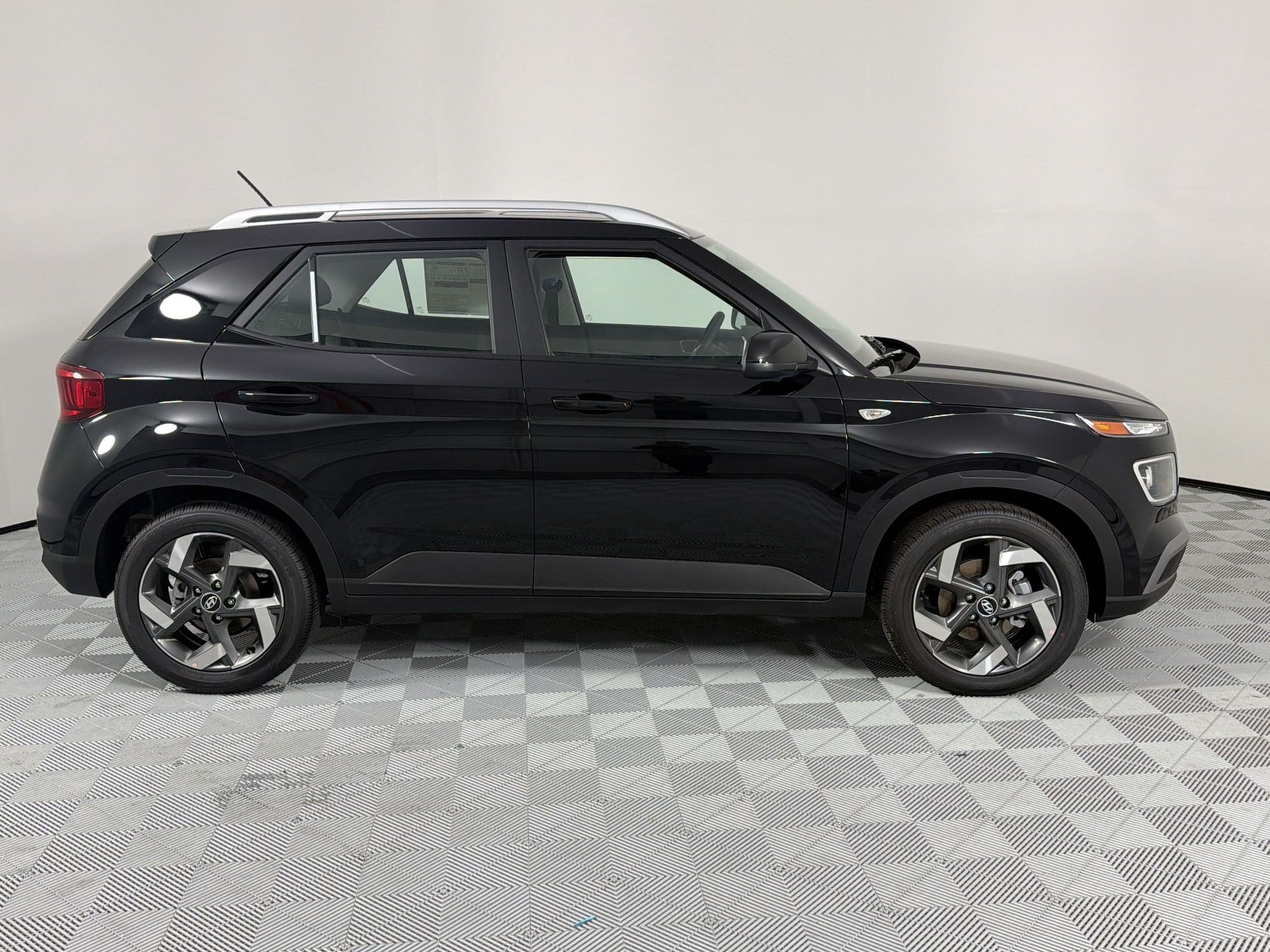 2026 Hyundai Venue SEL SEL FWD