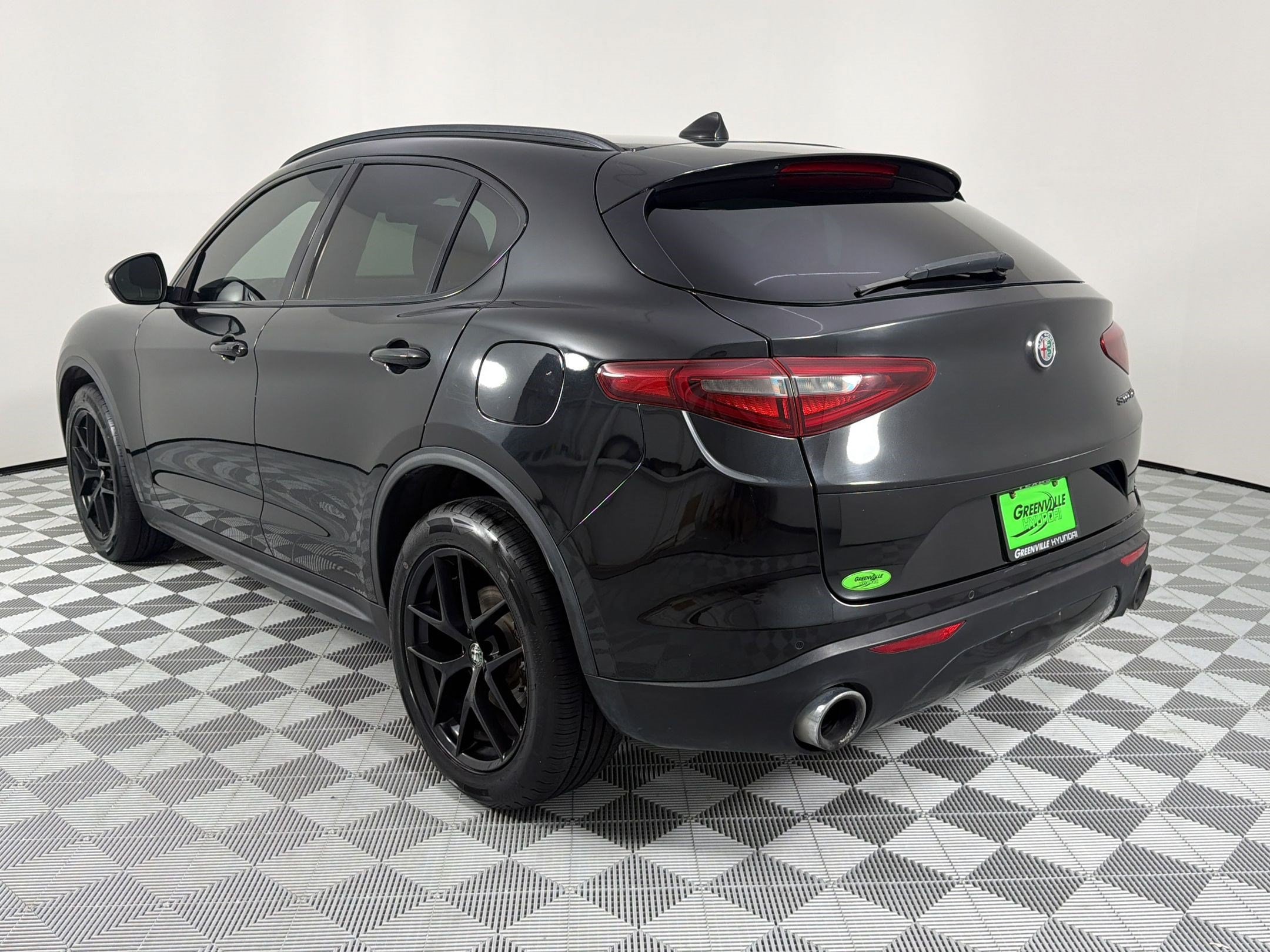 Stelvio RWD RWD