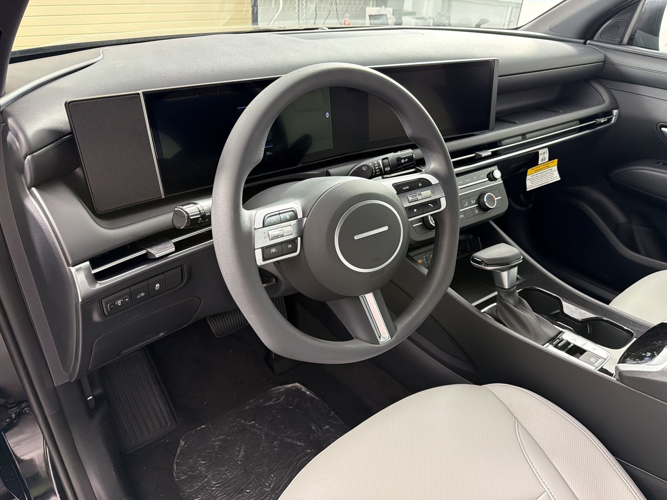 2027 Hyundai Santa Cruz SE SE FWD
