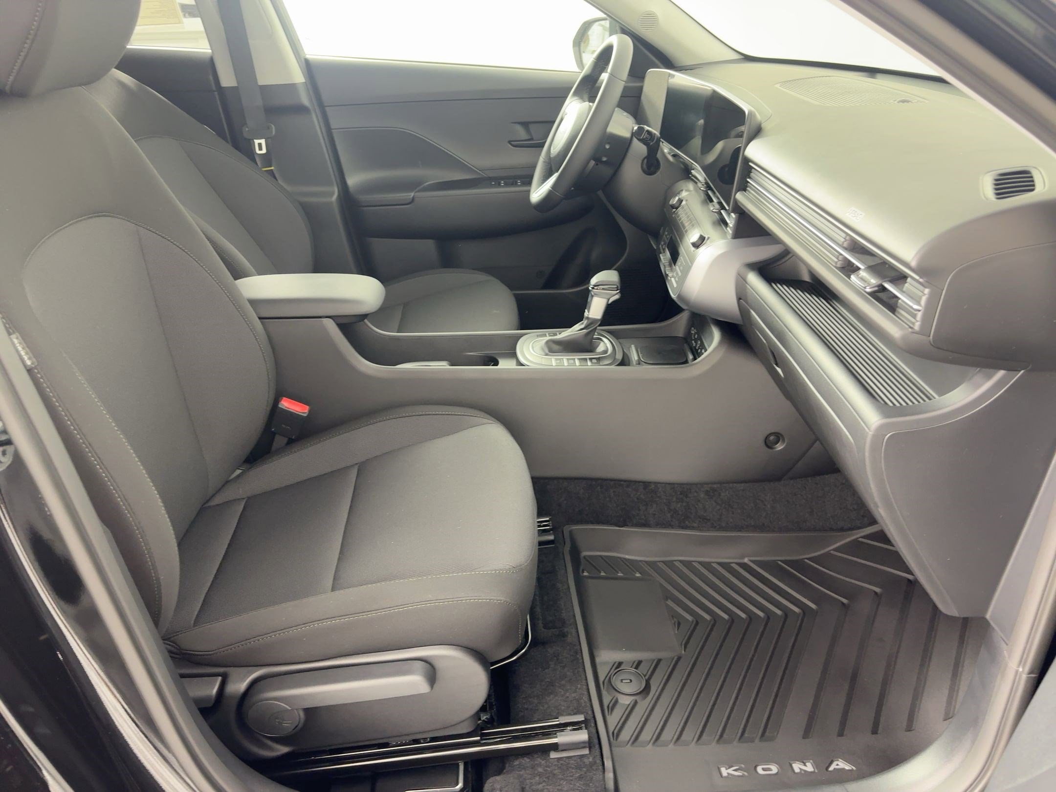 2026 Hyundai Kona SEL Sport - Photo 28
