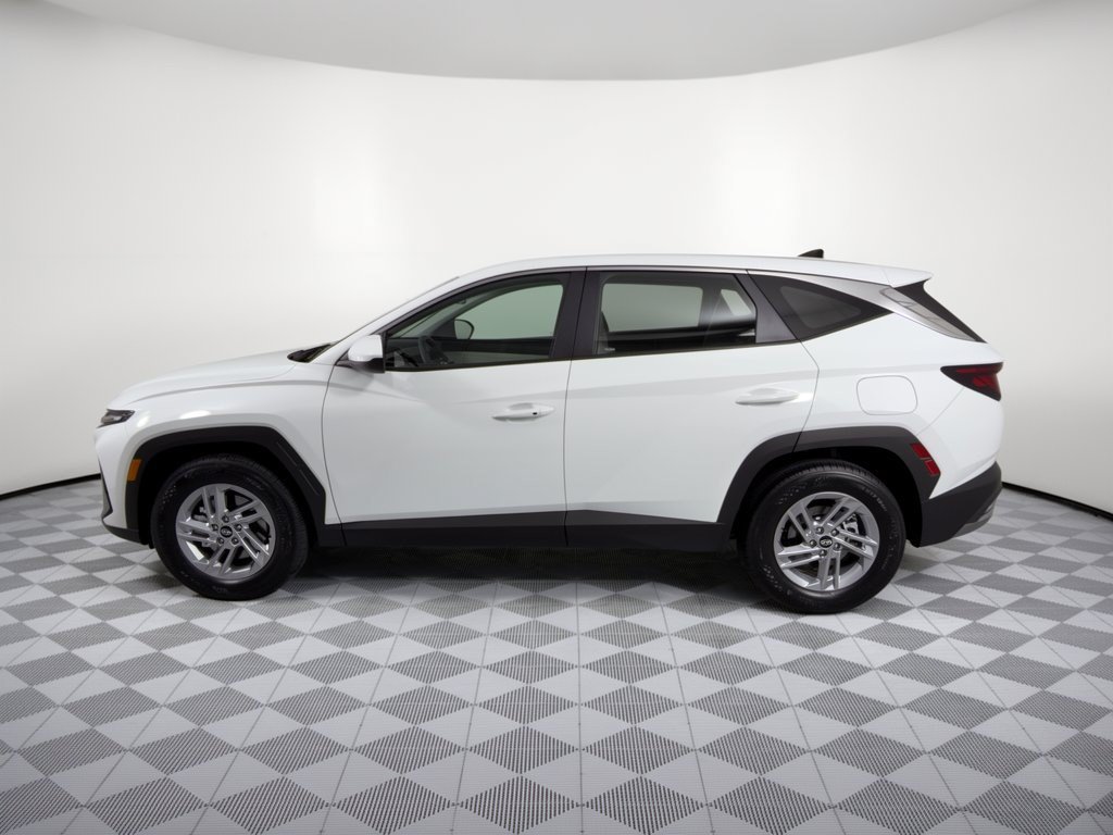 New 2026 Hyundai Tucson SE SE FWD
