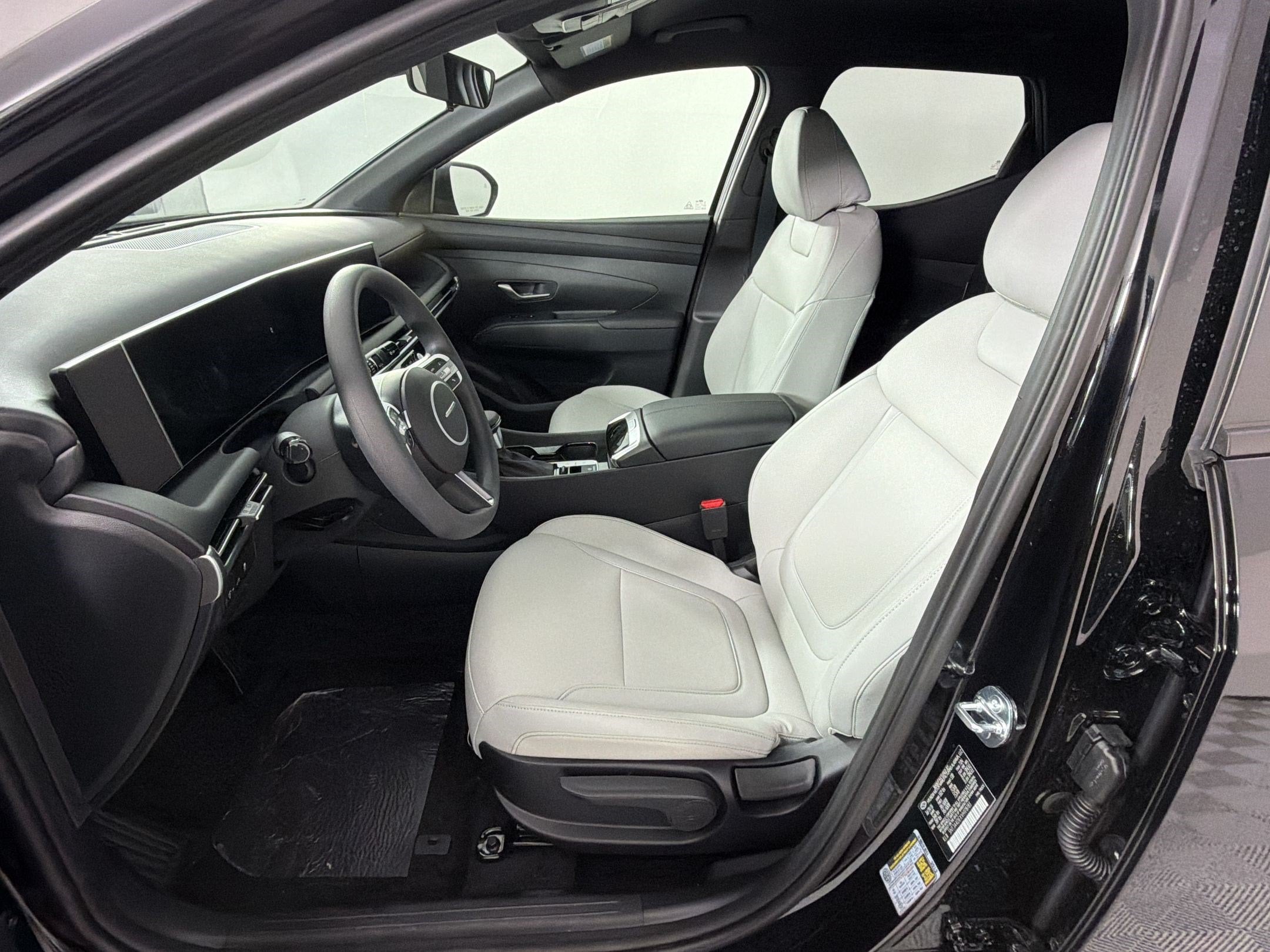 2027 Hyundai Santa Cruz SE SE FWD