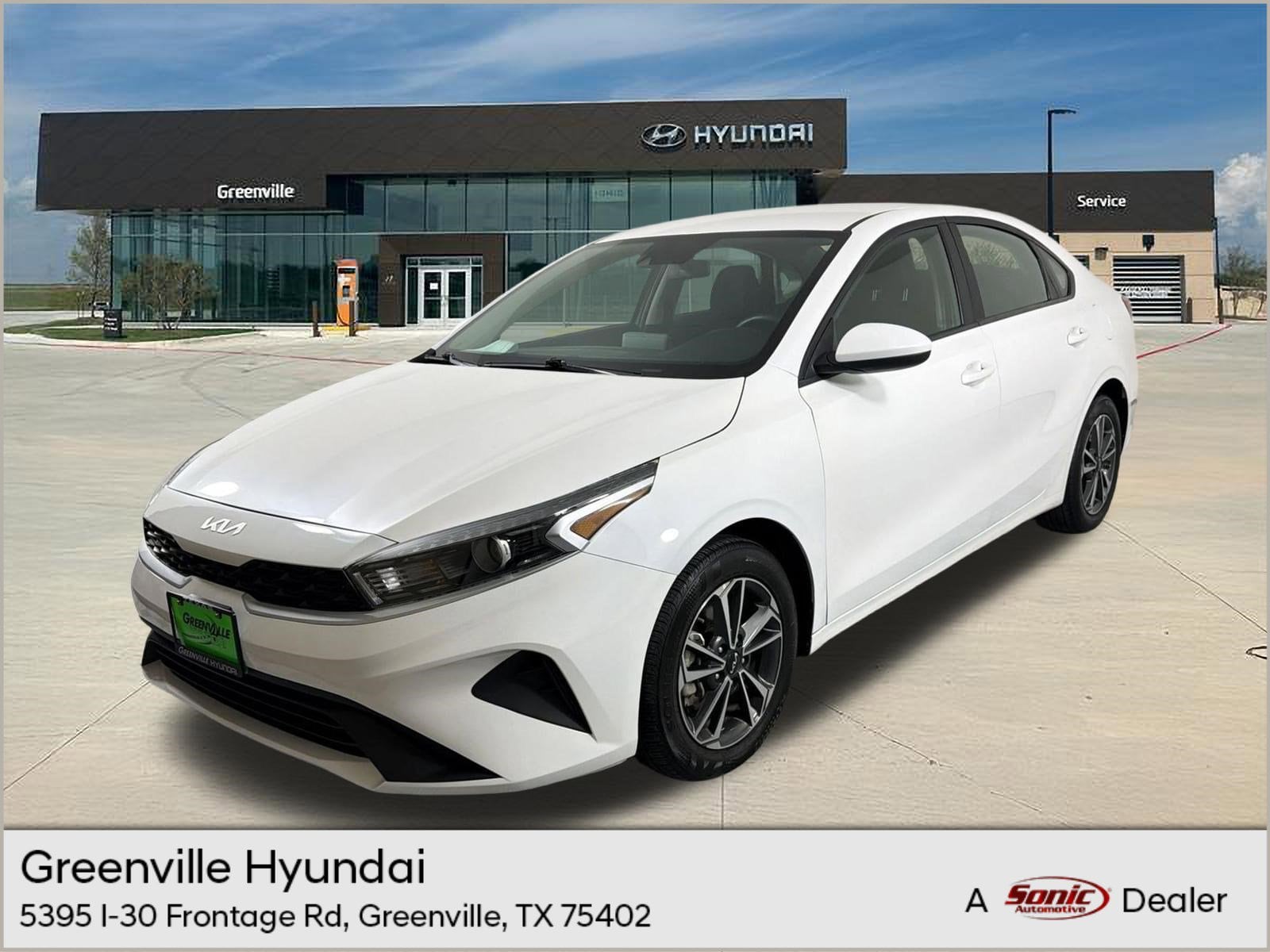 2024 Kia Forte LXS AT's photo