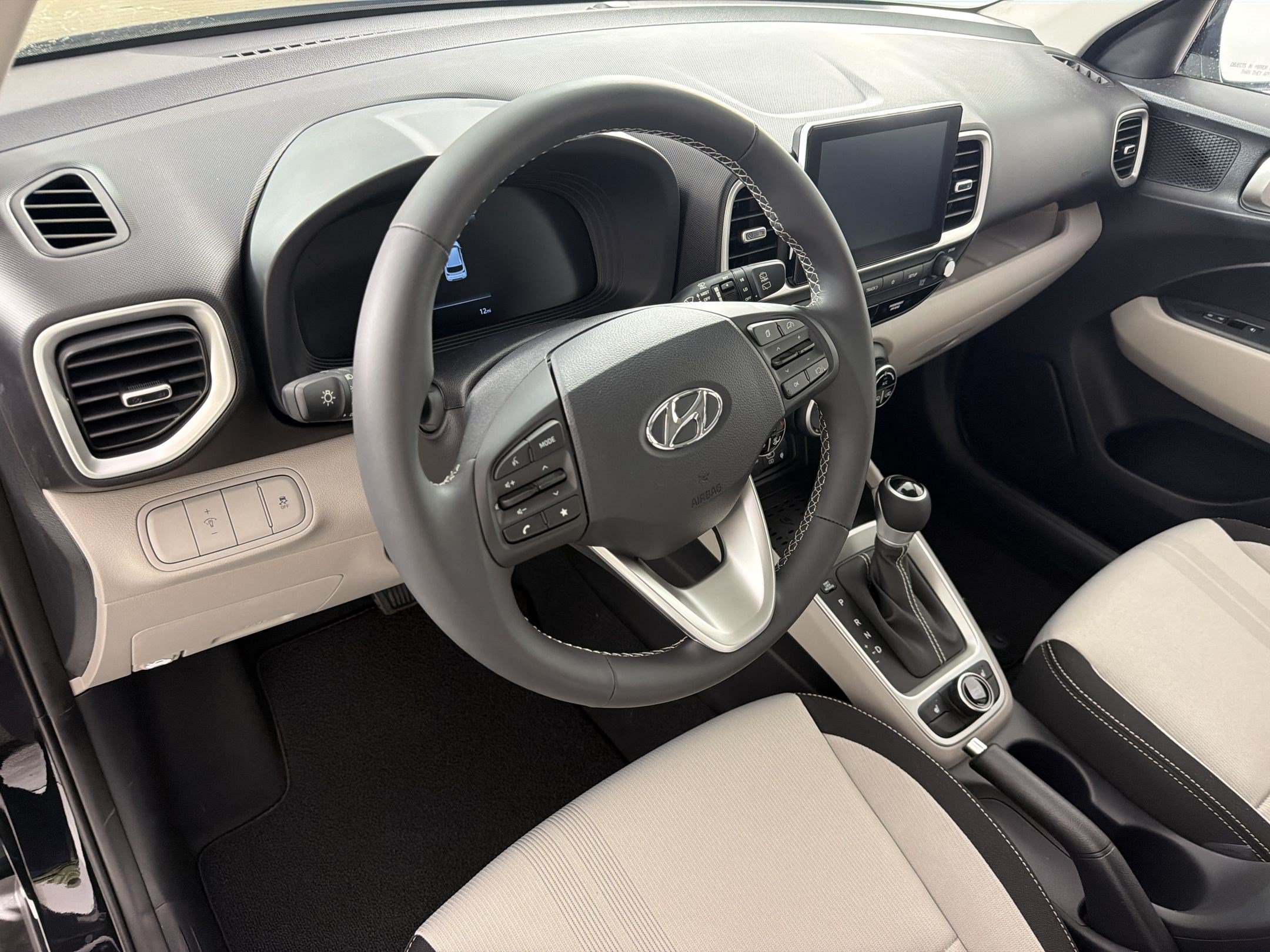 2026 Hyundai Venue SEL SEL FWD
