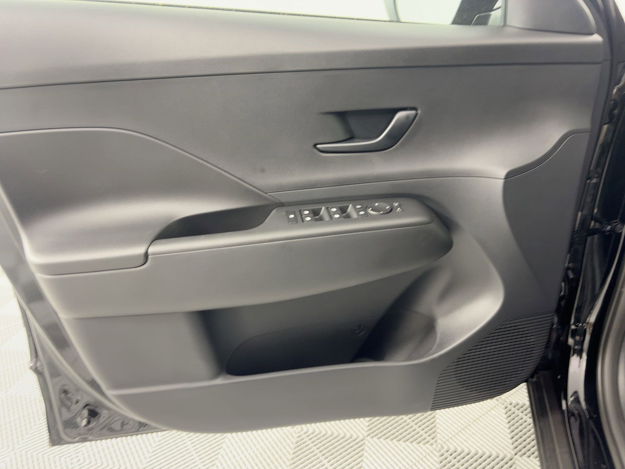 2026 Hyundai Kona SEL Sport - Photo 13