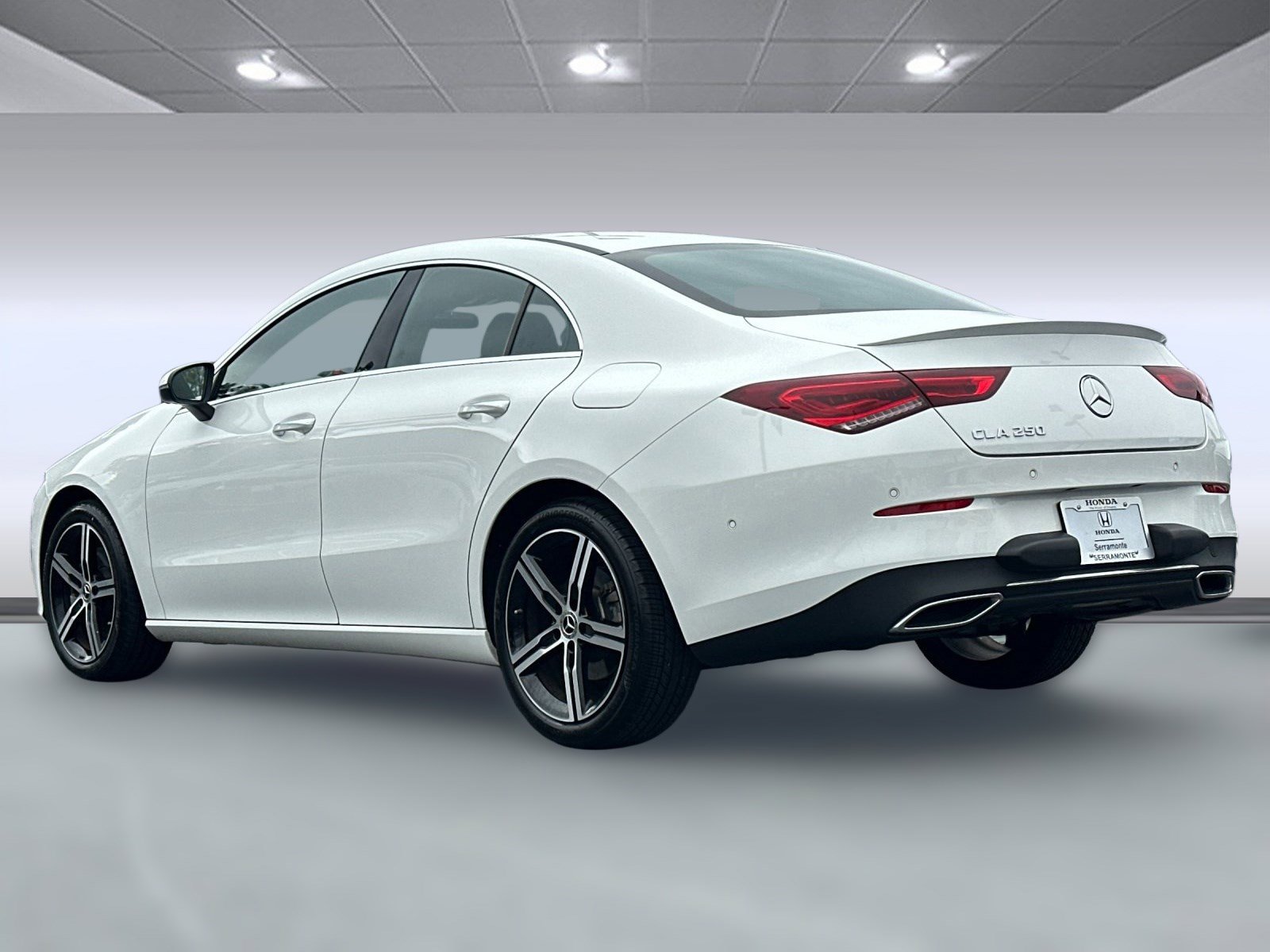 2023 Mercedes Benz CLA 250 photo 3