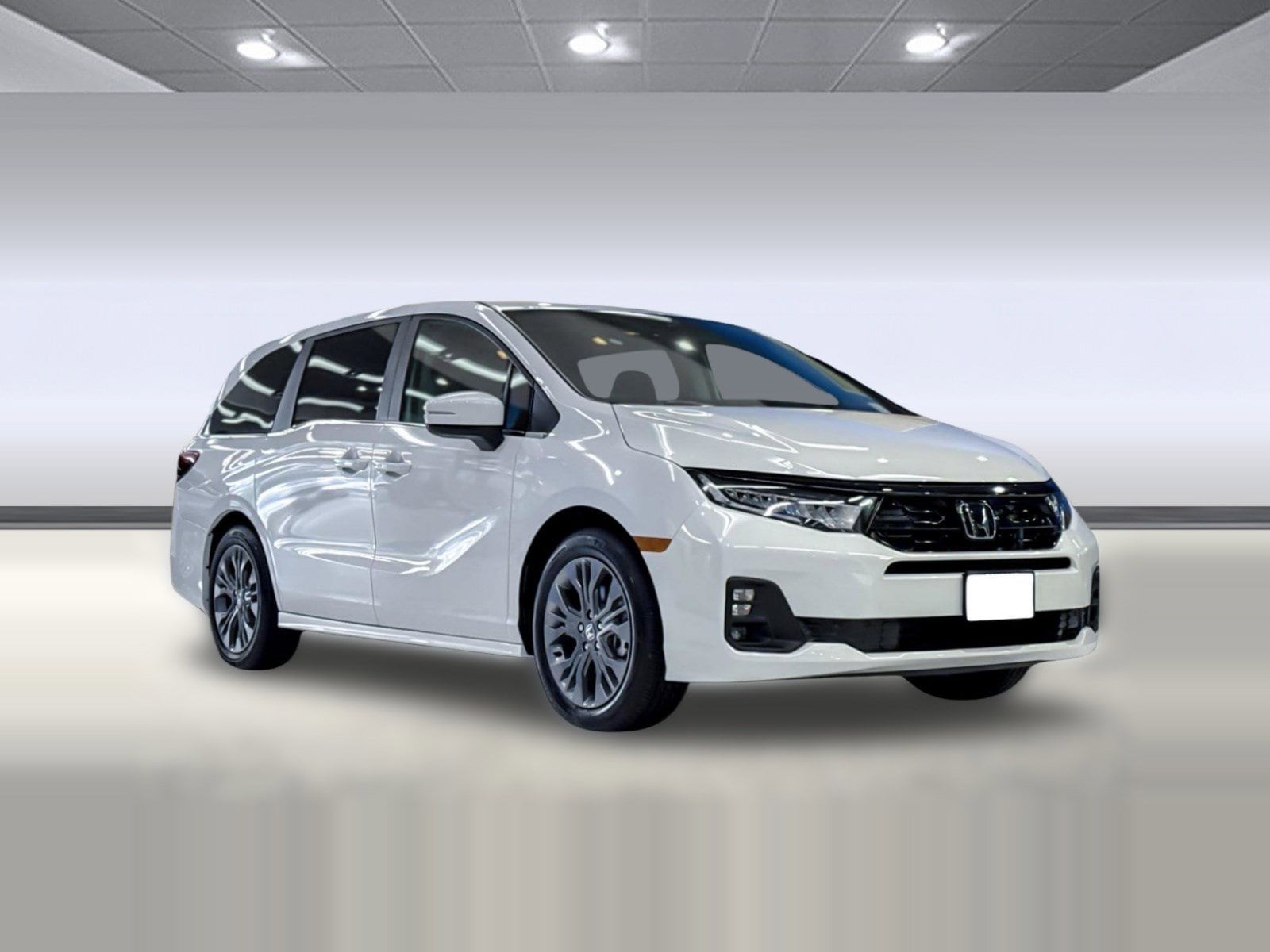 2026 Honda Odyssey Touring photo 5