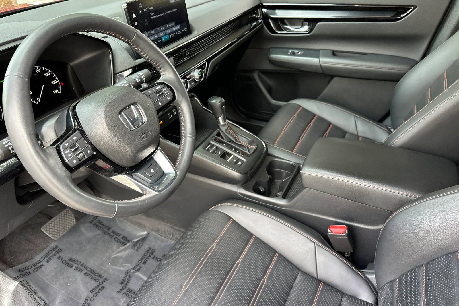 2024 Honda CR-V Hybrid Sport Touring photo 4