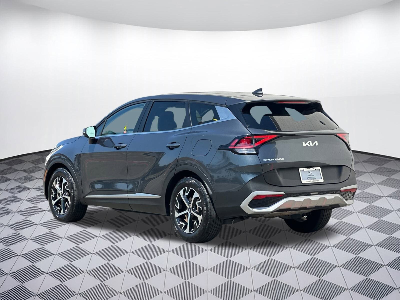 2024 Kia Sportage EX photo 3