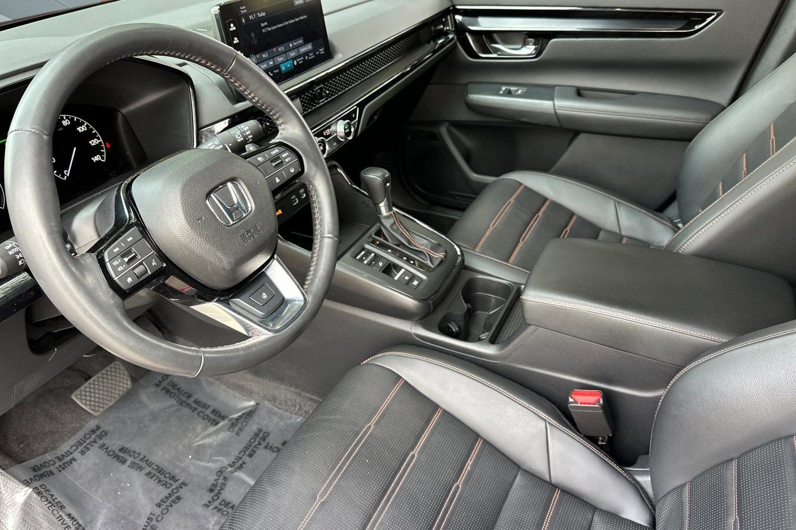 2024 Honda CR-V Hybrid Sport Touring photo 4