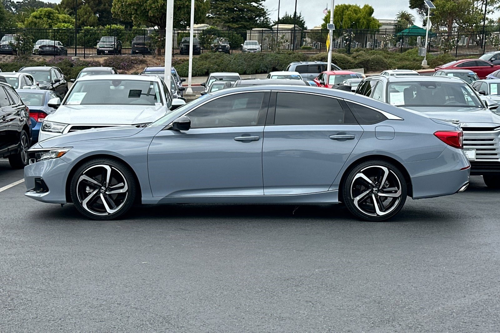 2022 Honda Accord Sport 1.5T photo 2