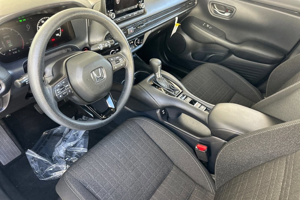 Certified 2025 Honda HR-V LX SUV