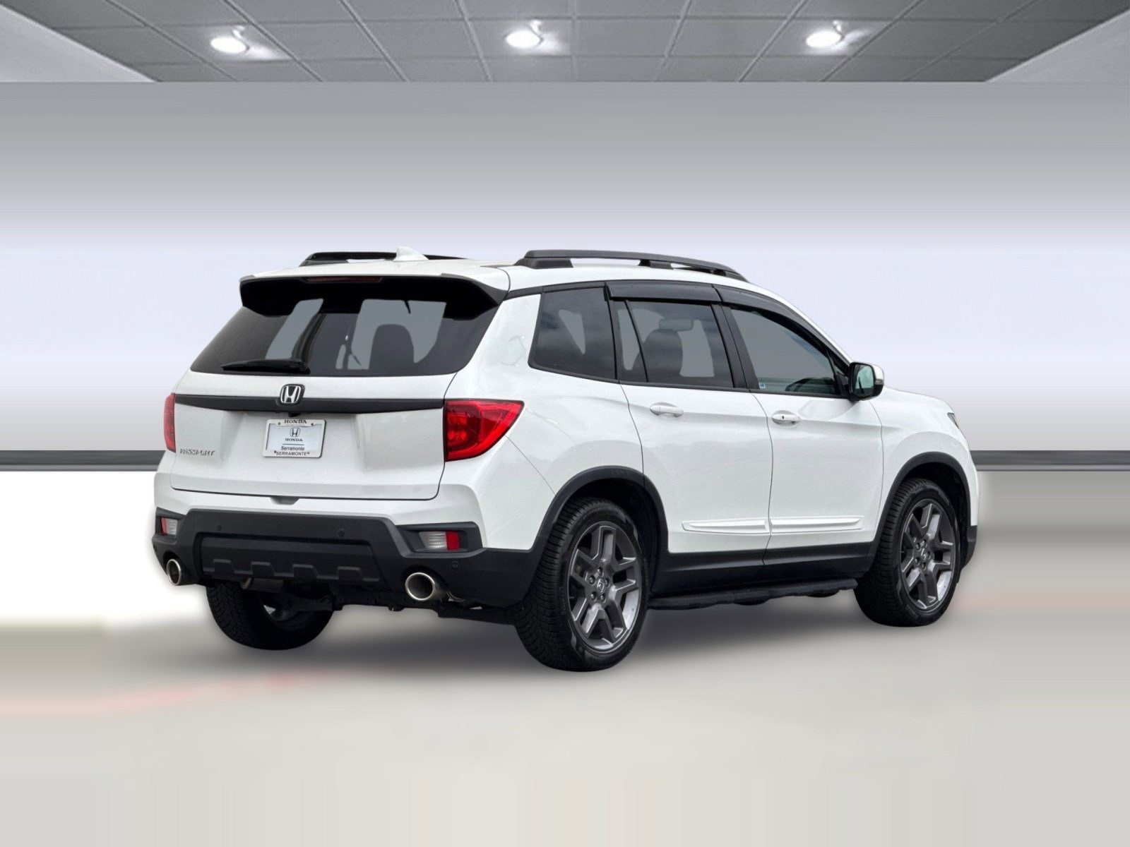 2022 Honda Passport EX-L FWD photo 3